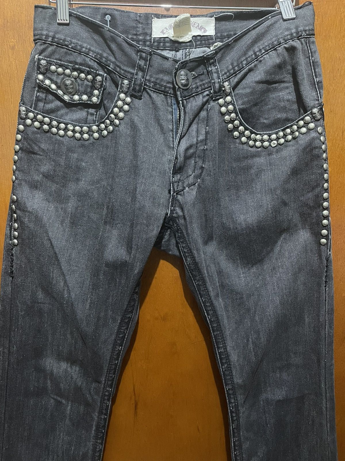 Japanese Brand Very Rare Skull And Button similar Hysteric Glamour Jeans Size US 31 - 2 Thumbnail