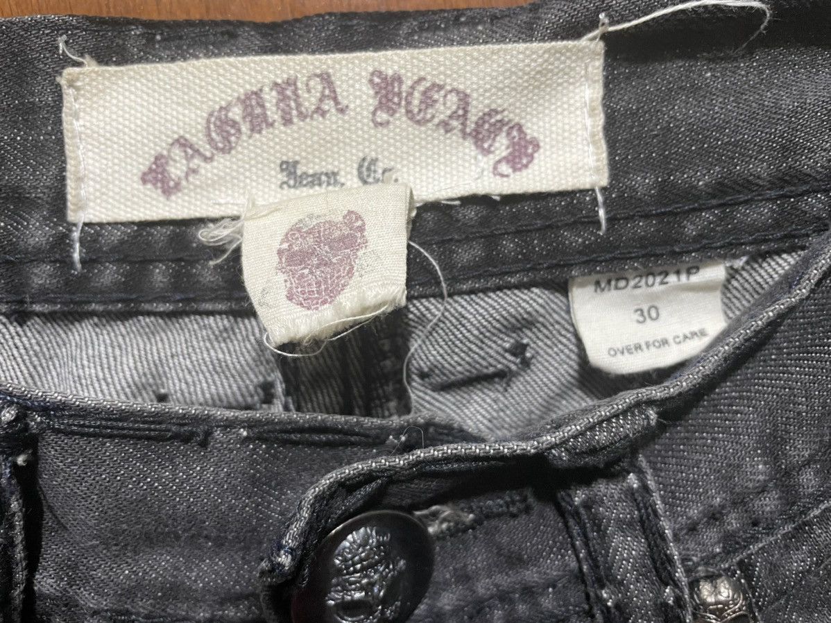 Japanese Brand Very Rare Skull And Button similar Hysteric Glamour Jeans Size US 31 - 11 Thumbnail