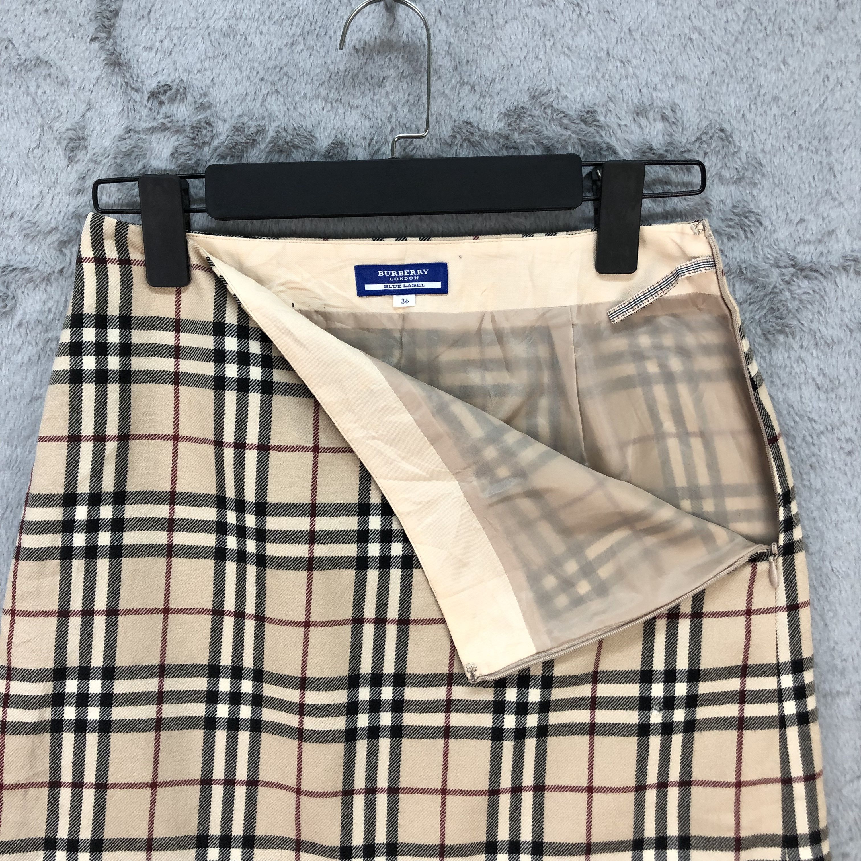 Burberry BURBERRY LONDON BLUE LABEL NOVA CHECK MINI SKIRTS #5669-201 Size 27" / US 4 / IT 40 - 4 Thumbnail