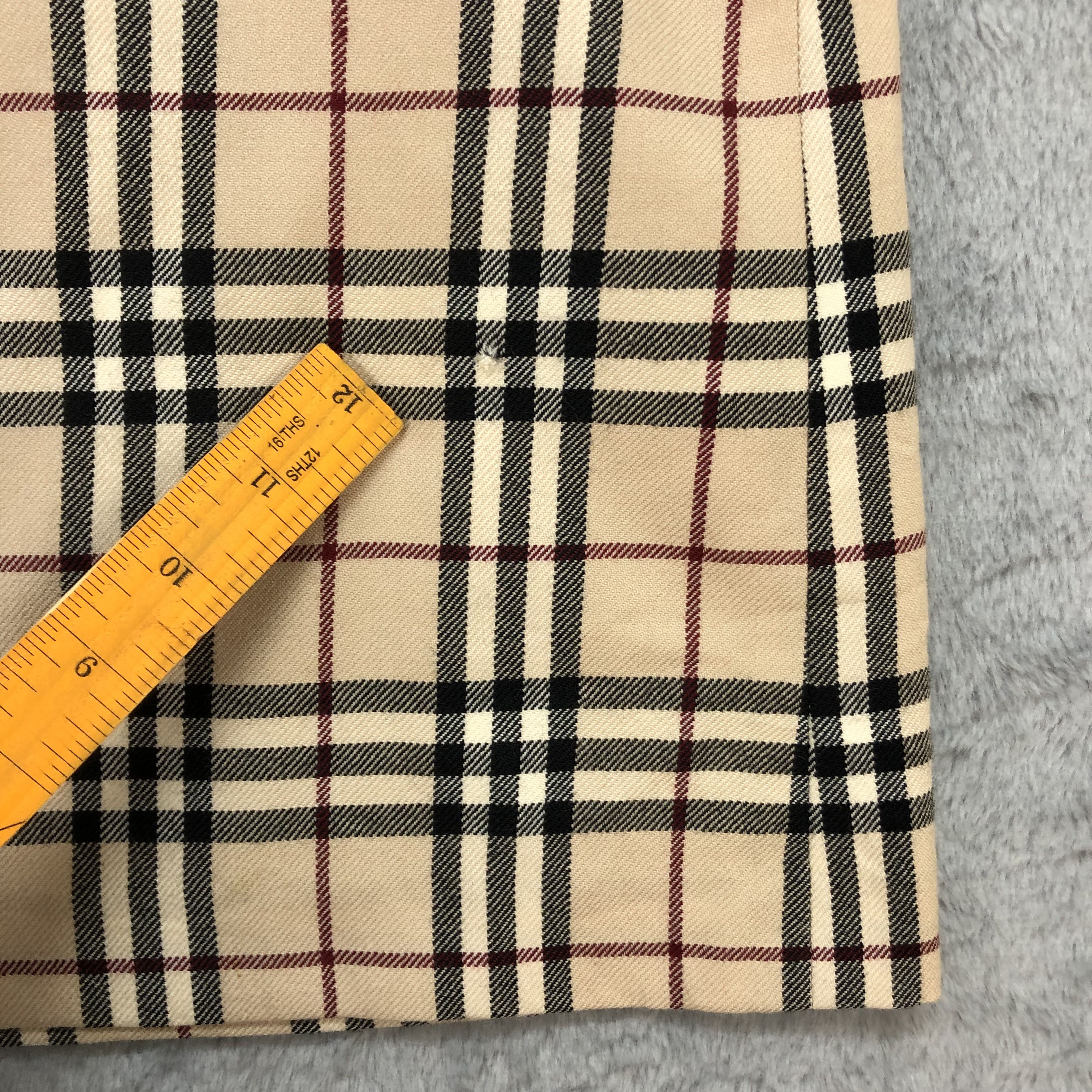 Burberry BURBERRY LONDON BLUE LABEL NOVA CHECK MINI SKIRTS #5669-201 Size 27" / US 4 / IT 40 - 2 Thumbnail