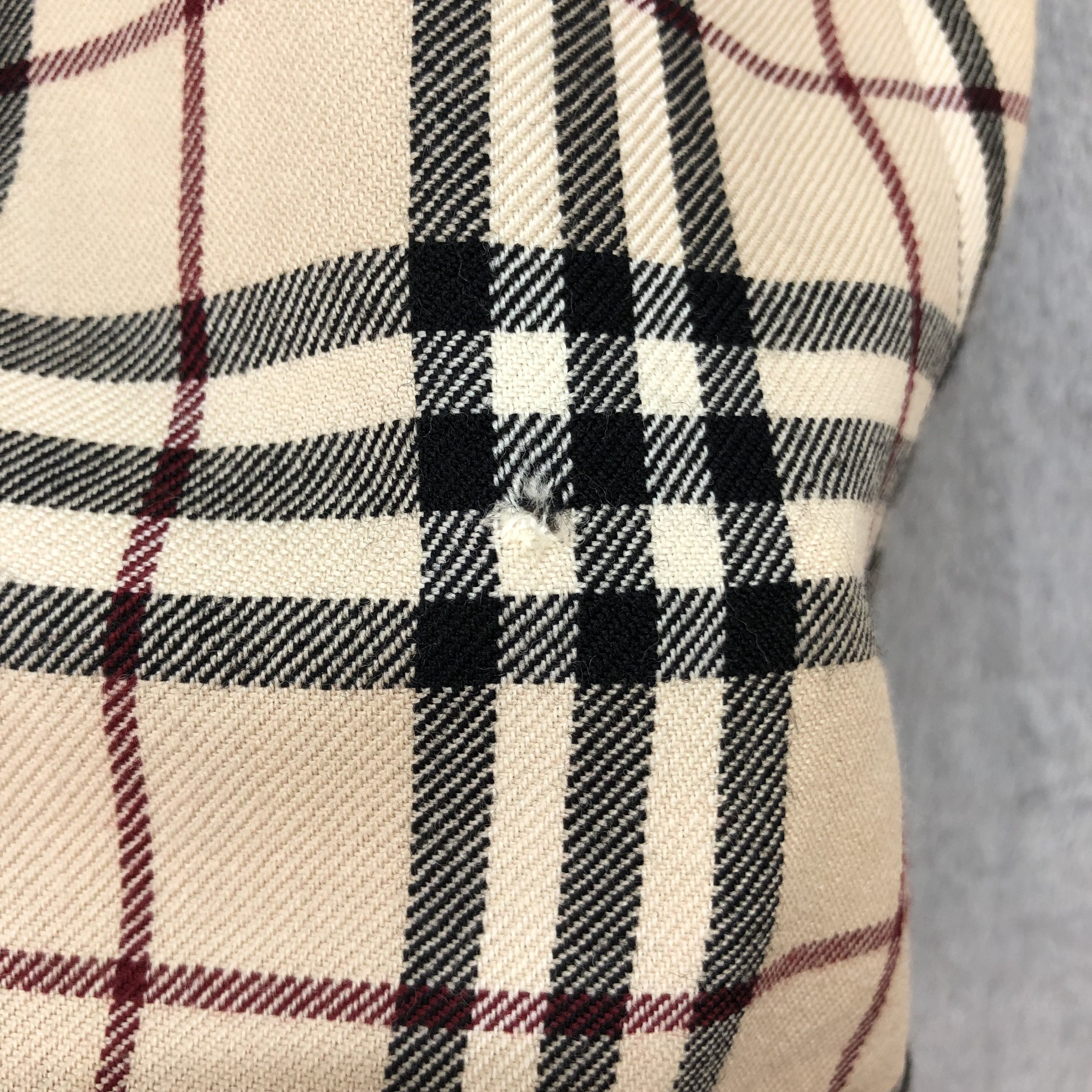 Burberry BURBERRY LONDON BLUE LABEL NOVA CHECK MINI SKIRTS #5669-201 Size 27" / US 4 / IT 40 - 3 Thumbnail