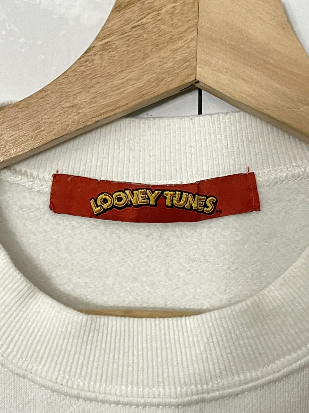 Japanese Brand × Vintage × Warner Bros Vintage Looney Tunes Promo Team Big Logo Sweatshirt Size US L / EU 52-54 / 3 - 6 Thumbnail