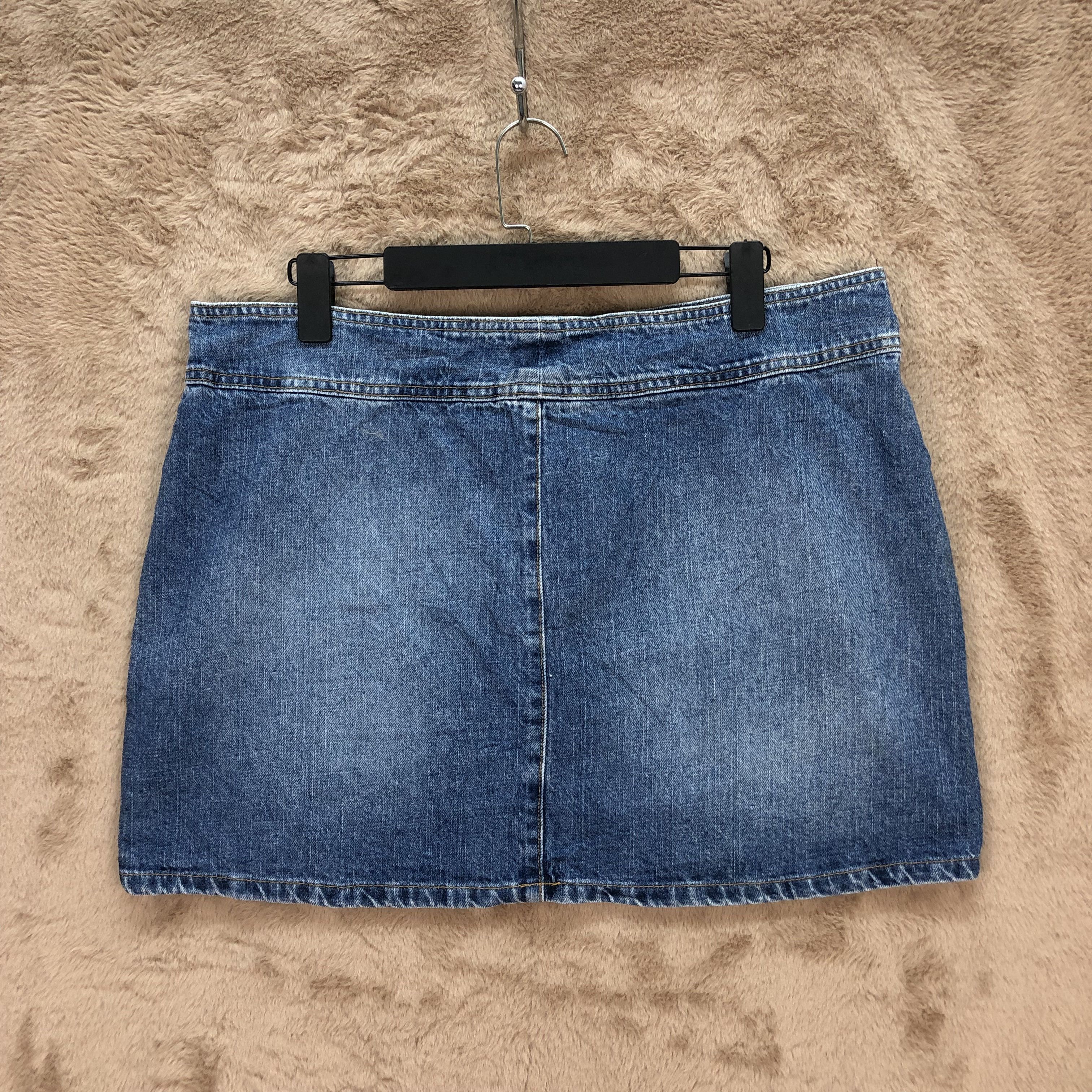 Ralph Lauren RALPH LAUREN DOUBLE BUCKLE MINI SKIRTS #5645-201 Size 36" / US 14 / IT 50 - 10 Thumbnail