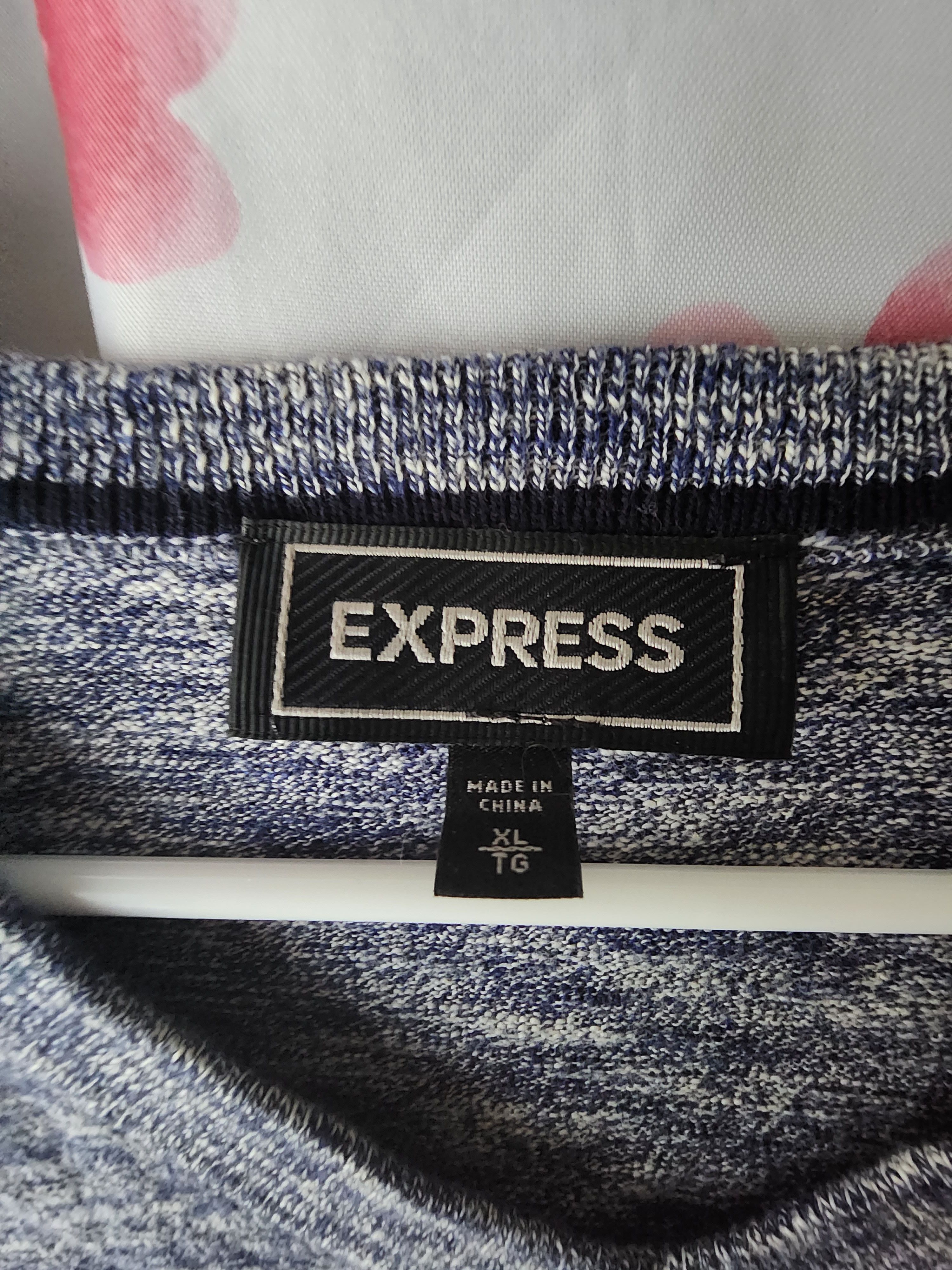Express Express Blue Heather Vneck Long Sleeve Thin Sweater Size XL Size US XL / EU 56 / 4 - 3 Thumbnail