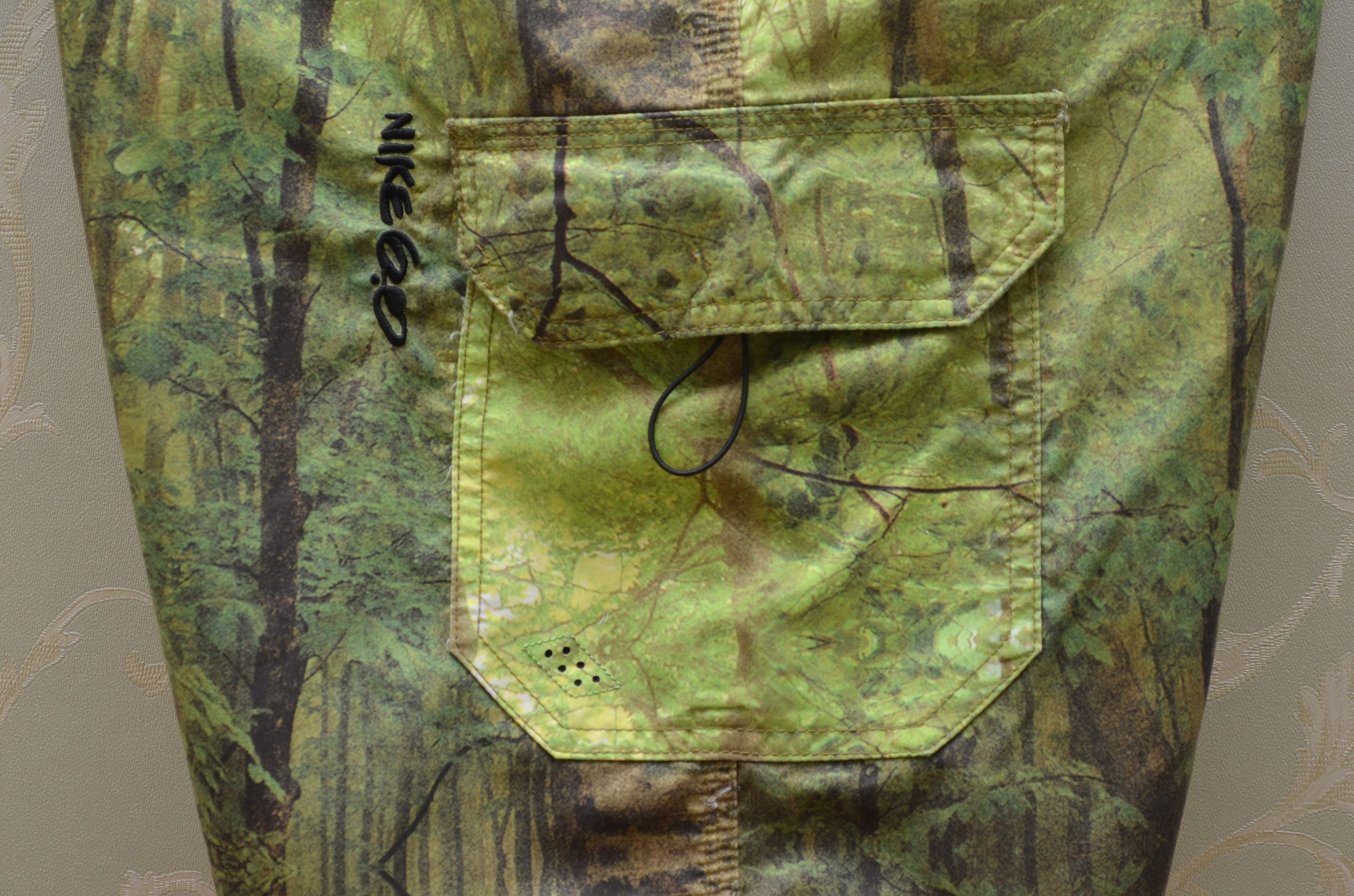 Nike Nike 6.0 Green Trees Forest Print Shorts Size 32 Size US 32 / EU 48 - 12 Thumbnail