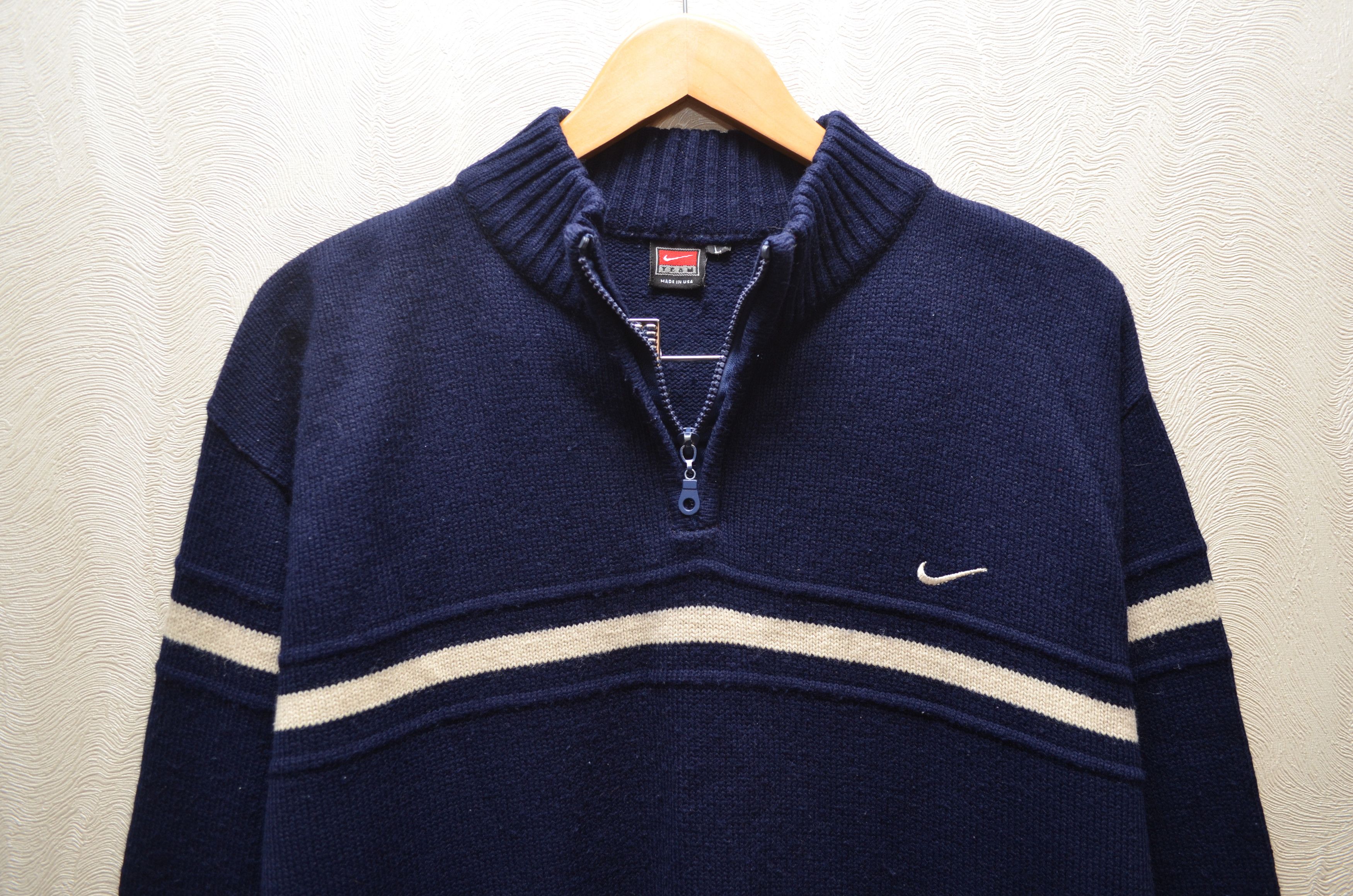 Nike × Vintage Vintage 90s Navy Nike Embroided Logo Knit Sweater y2k Size US XL / EU 56 / 4 - 5 Thumbnail