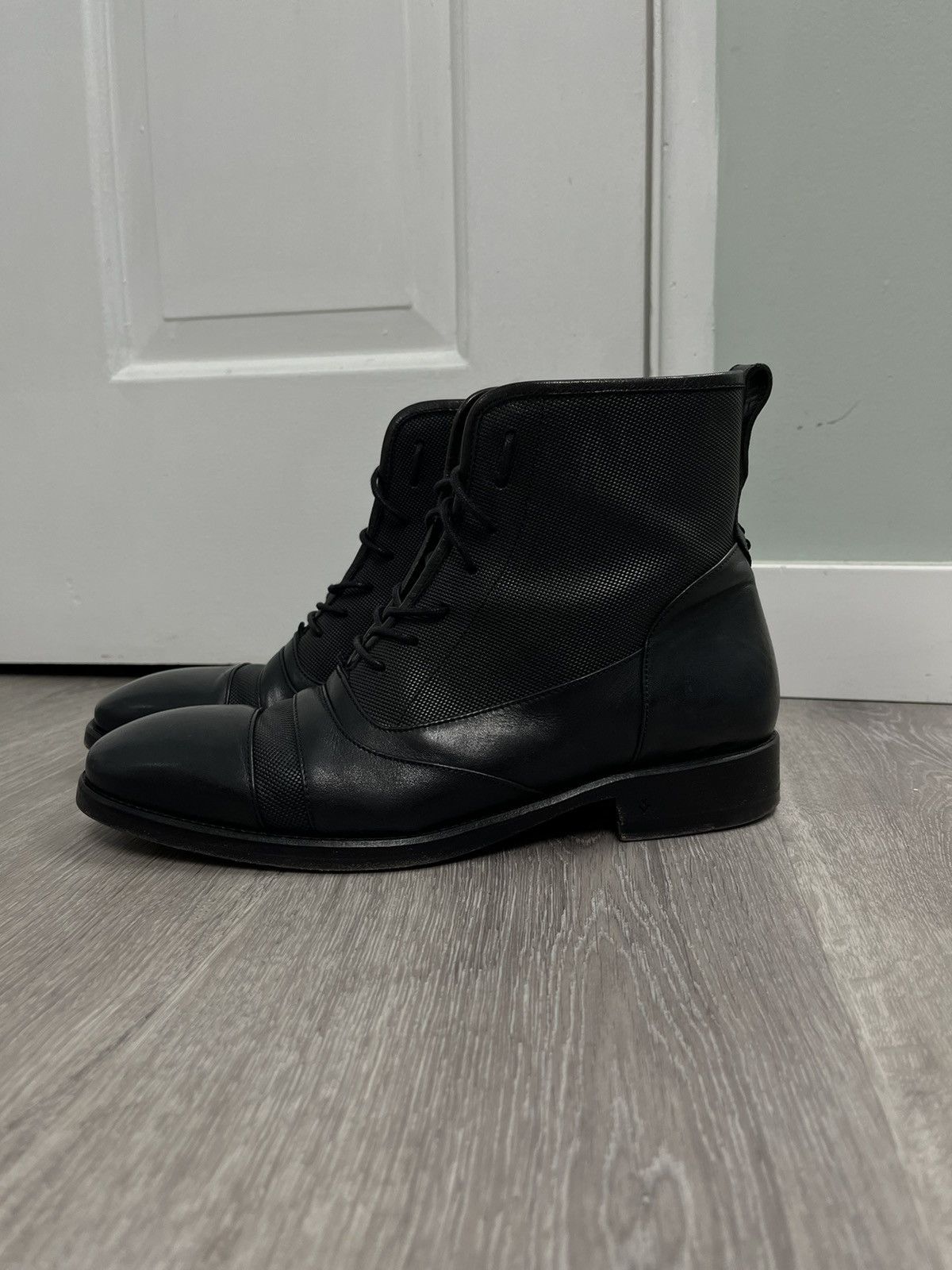 John Varvatos Fleetwood lace boot. 8 | Grailed display picture 2