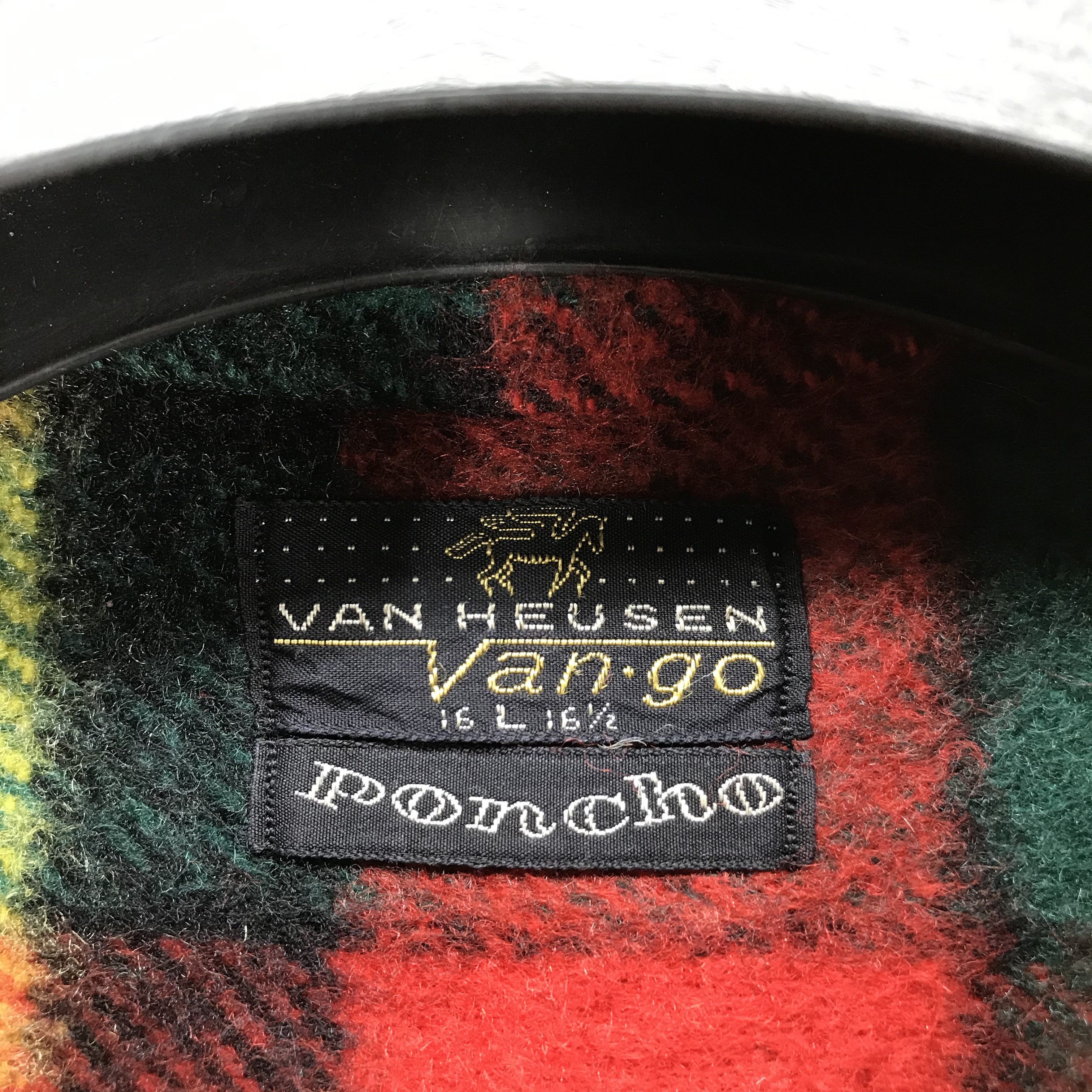 Van Heusen VAN HEUSEN Poncho Wool Tartan Fishtail Sweater #2290-24 Size US L / EU 52-54 / 3 - 5 Thumbnail
