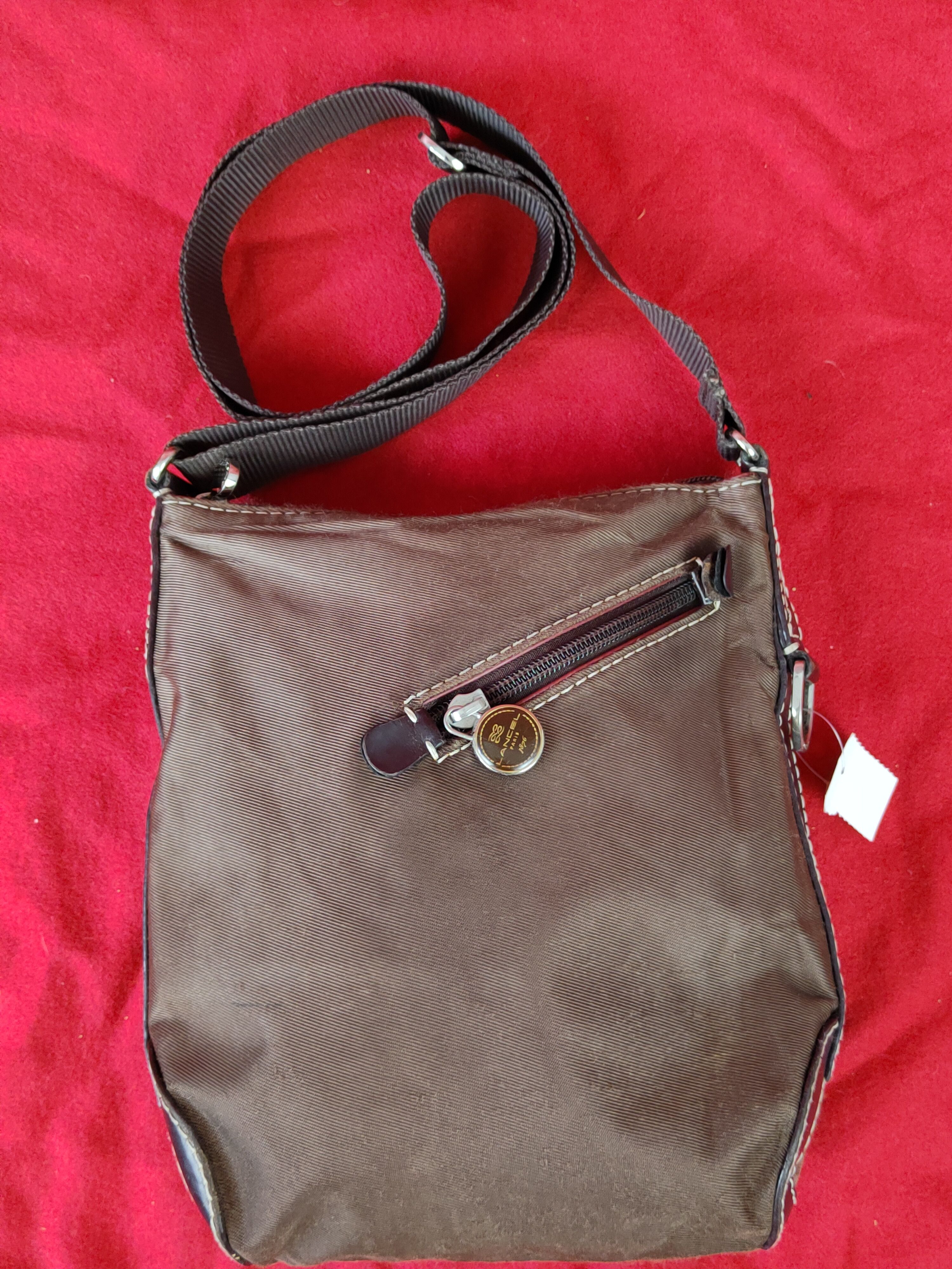 Lancel Lancel Paris Crossbody sling Bag #SB011 Size ONE SIZE - 2 Thumbnail
