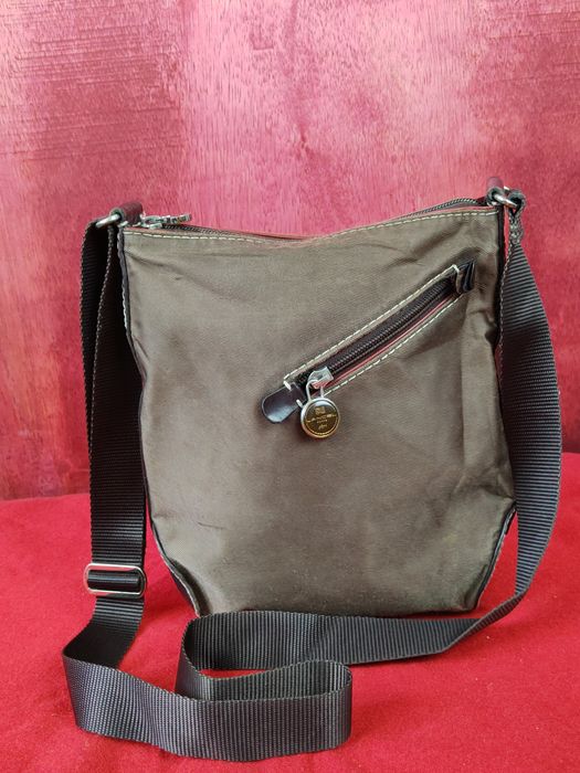 Lancel hotsell sling bag