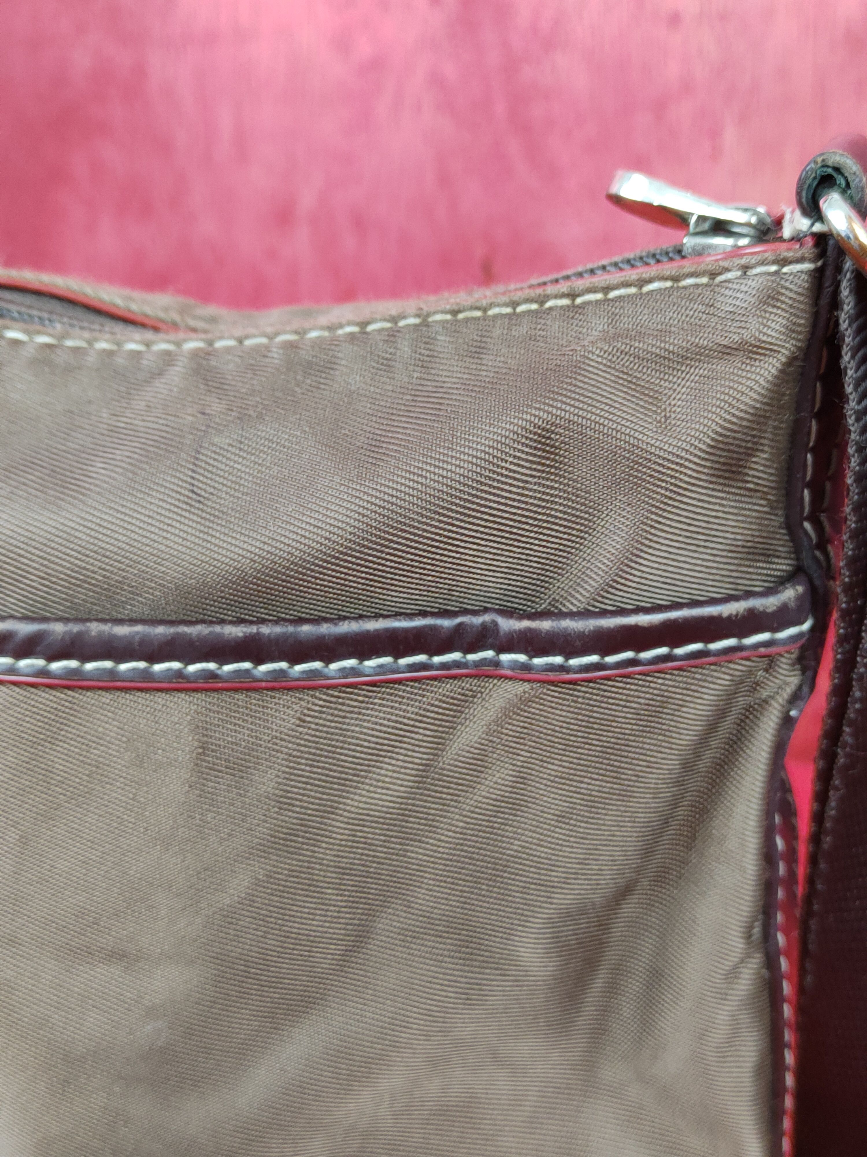 Lancel Lancel Paris Crossbody sling Bag #SB011 Size ONE SIZE - 9 Thumbnail