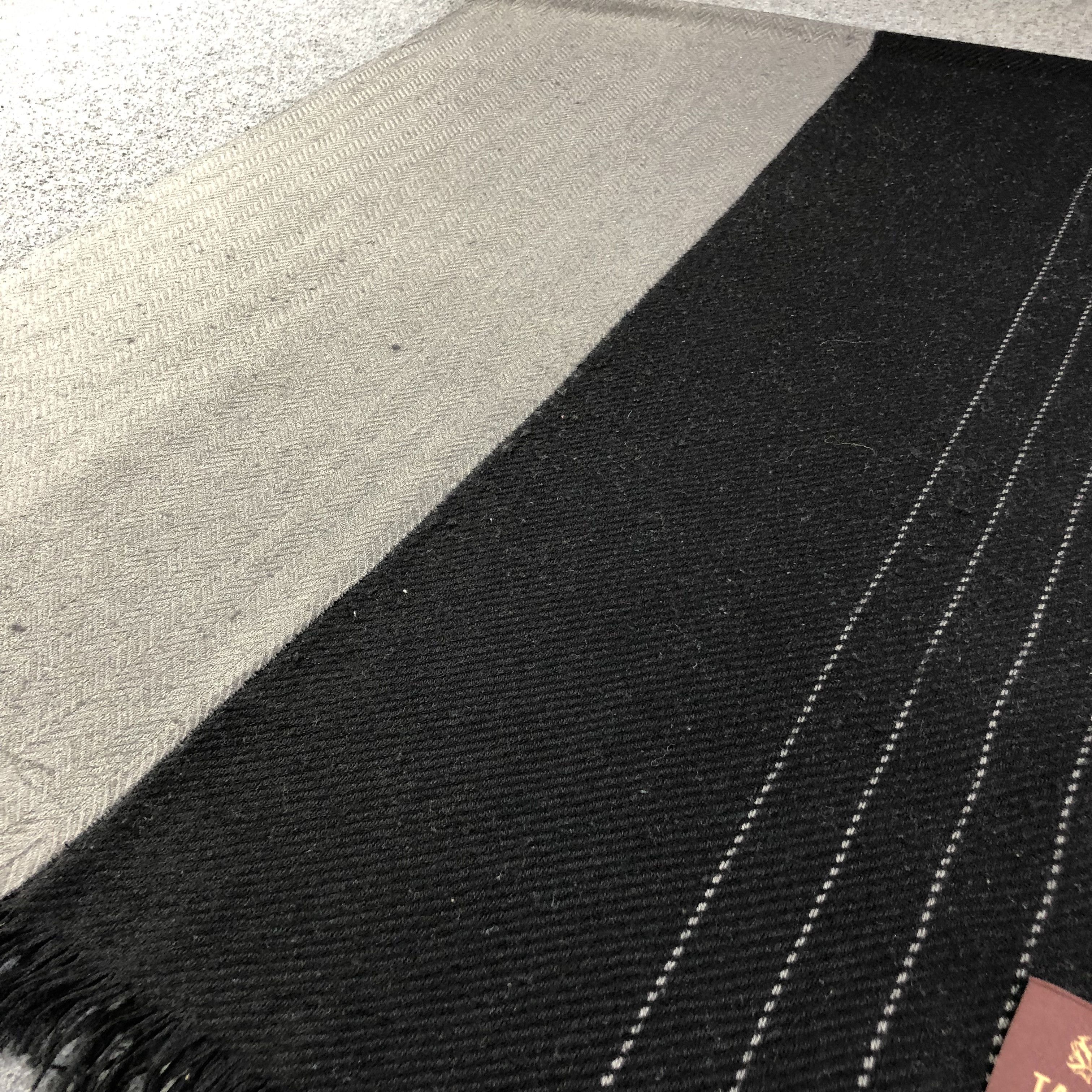 Takeo Kikuchi Takeo Kikuchi Wool Scarf Muffler Shawl Wrap V1332 Size ONE SIZE - 3 Thumbnail