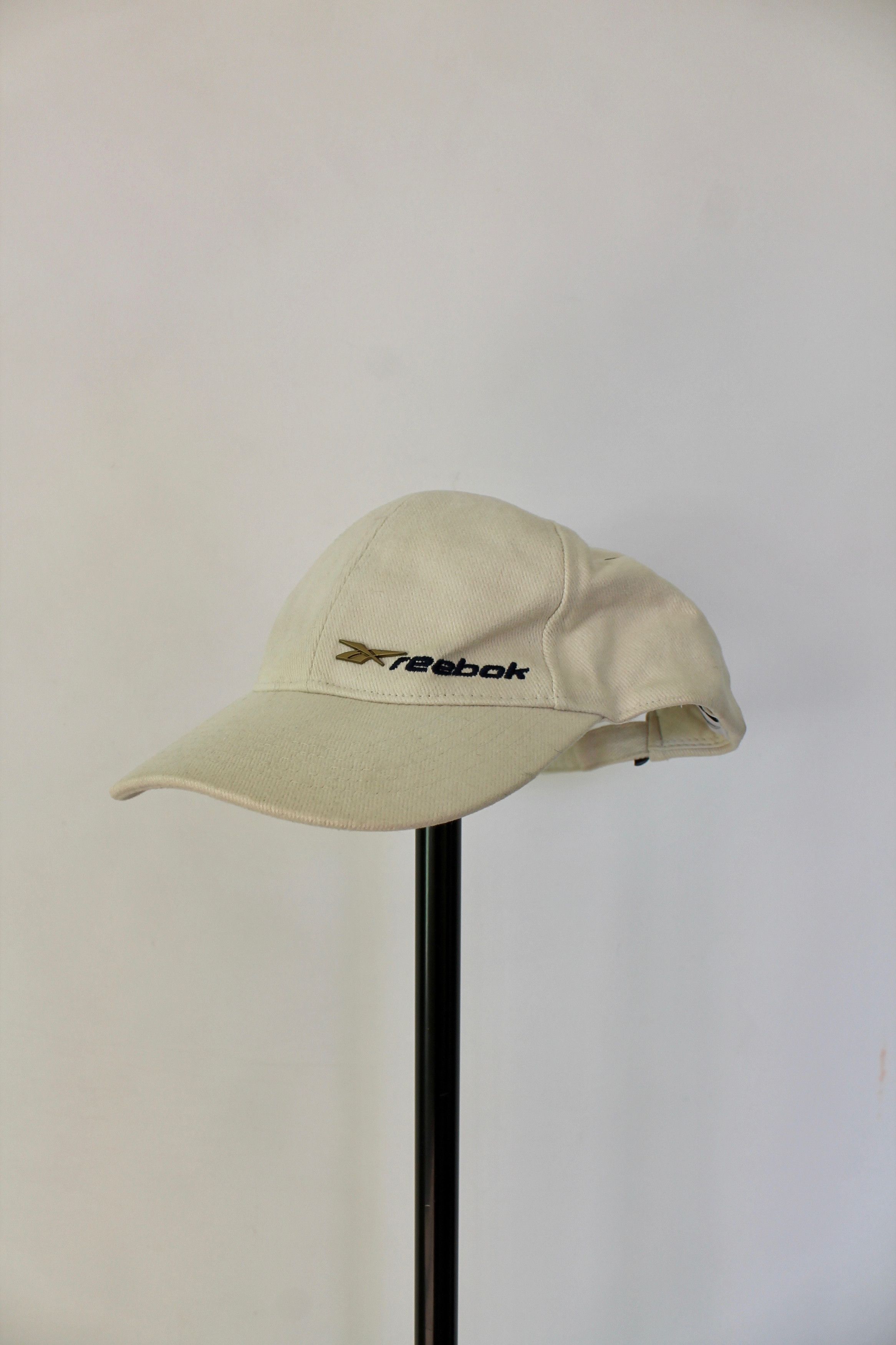 Reebok 90's Vintage REEBOK Headwear Cap Size ONE SIZE - 1 Thumbnail