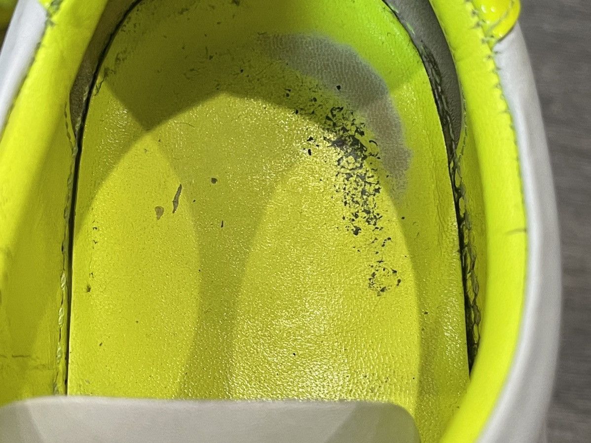 Givenchy Givenchy Urban Knots Neon Yellow Sz. 41 Size US 8 / EU 41 - 12 Thumbnail