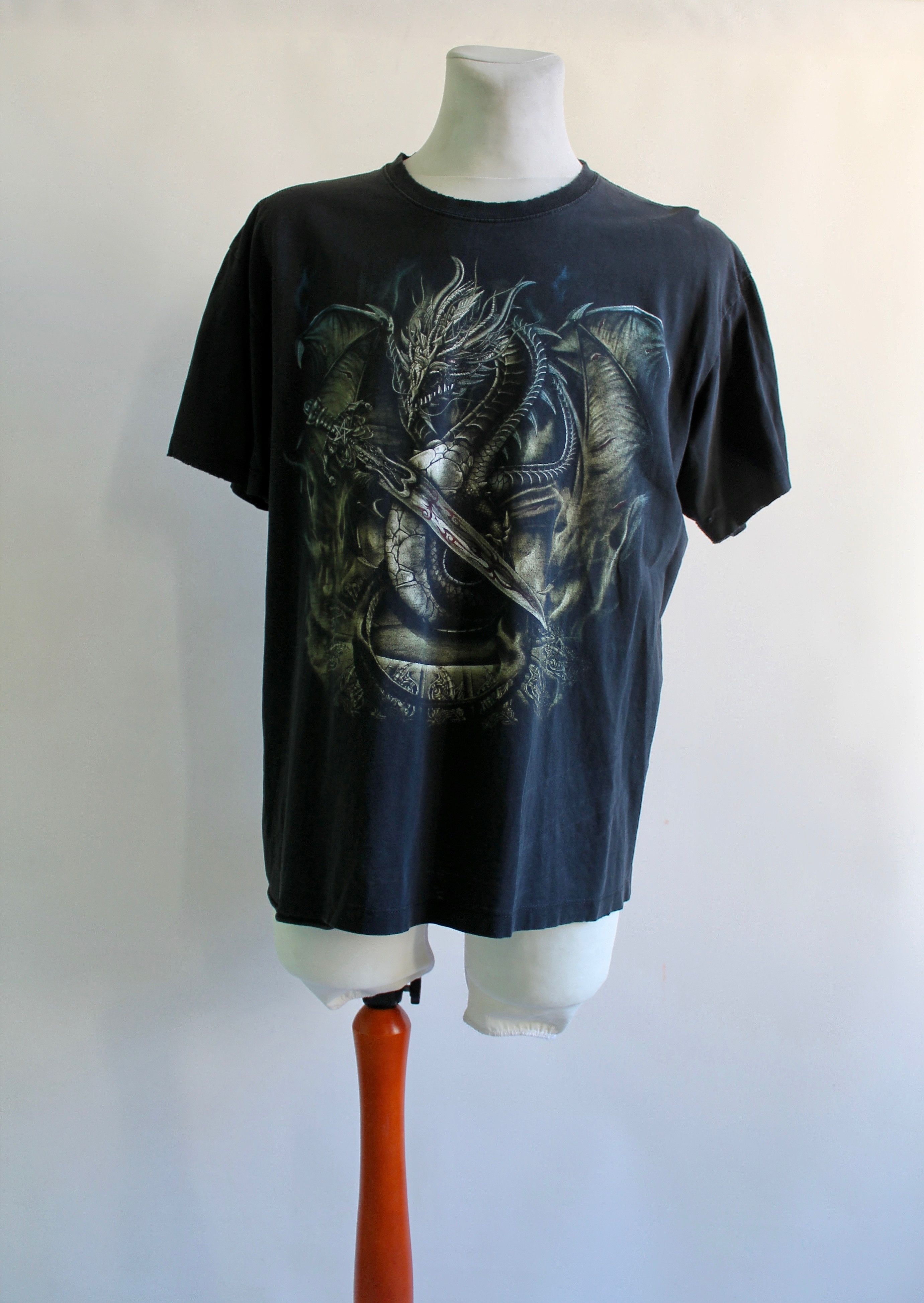 Japanese Brand 90's Vintage Metal Rock Dragon worn t shirt tee XL TRASHED Size US XL / EU 56 / 4 - 8 Thumbnail