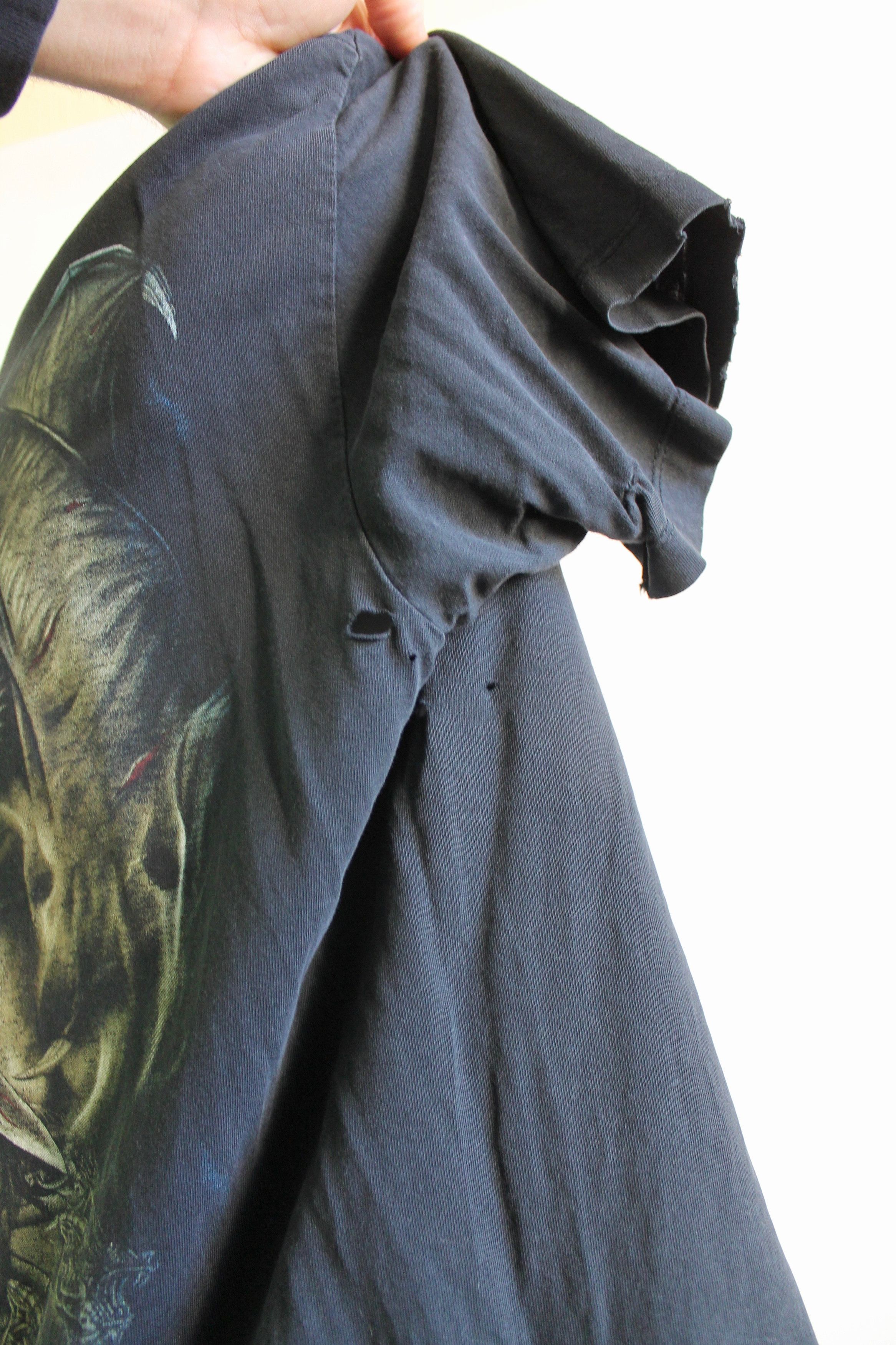 Japanese Brand 90's Vintage Metal Rock Dragon worn t shirt tee XL TRASHED Size US XL / EU 56 / 4 - 11 Thumbnail