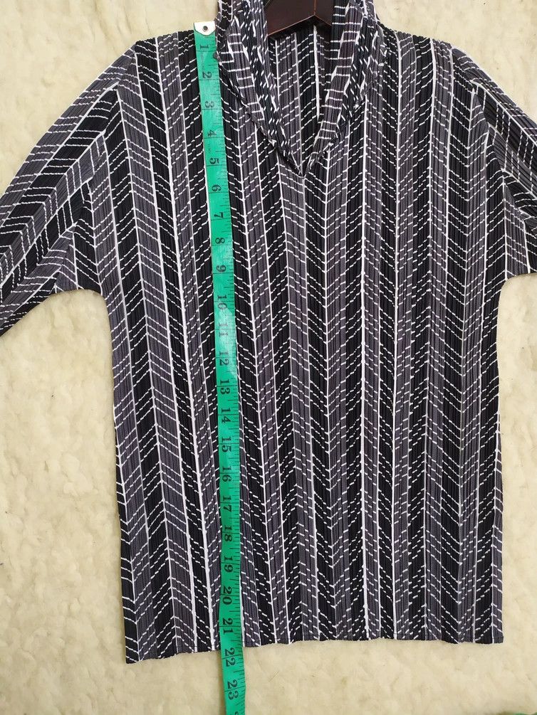 Issey Miyake × Japanese Brand 🔥PLEATS PLEASE ISSEY MIYAKE LONGSLEEVE STRETCHABLE WOMEN Size ONE SIZE - 11 Thumbnail