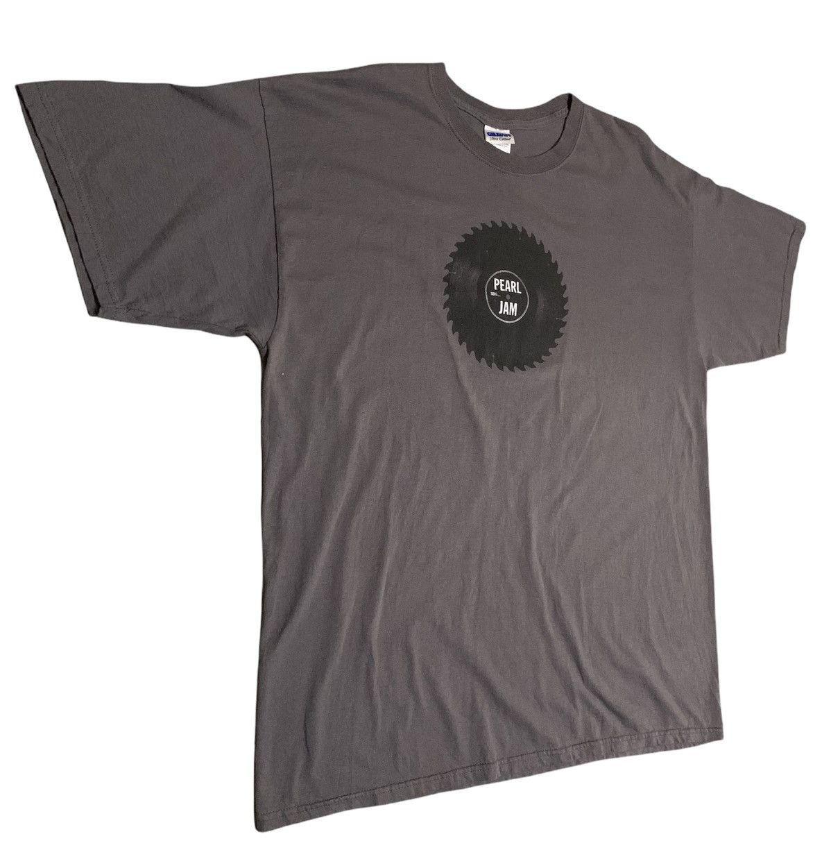 Band Tees Vintage Y2k Pearl Jam 33 1/3 Tour 2010 T Shirt Size US XL / EU 56 / 4 - 3 Thumbnail