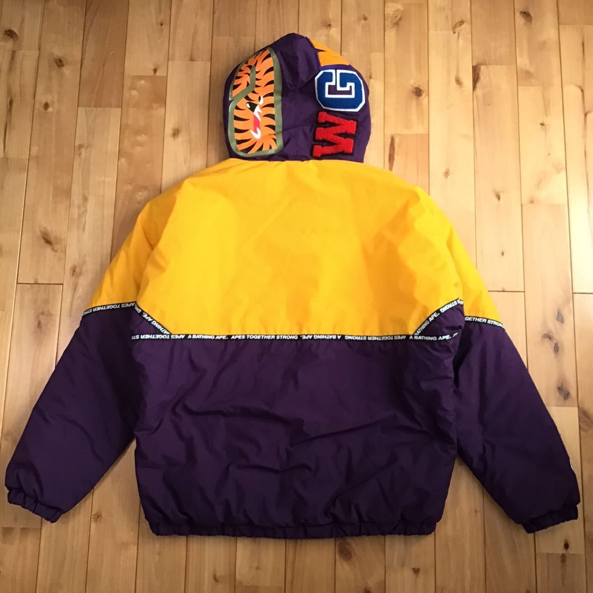 Bape BAPE Shark hoodie batting jacket a bathing ape Size US L / EU 52-54 / 3 - 2 Thumbnail