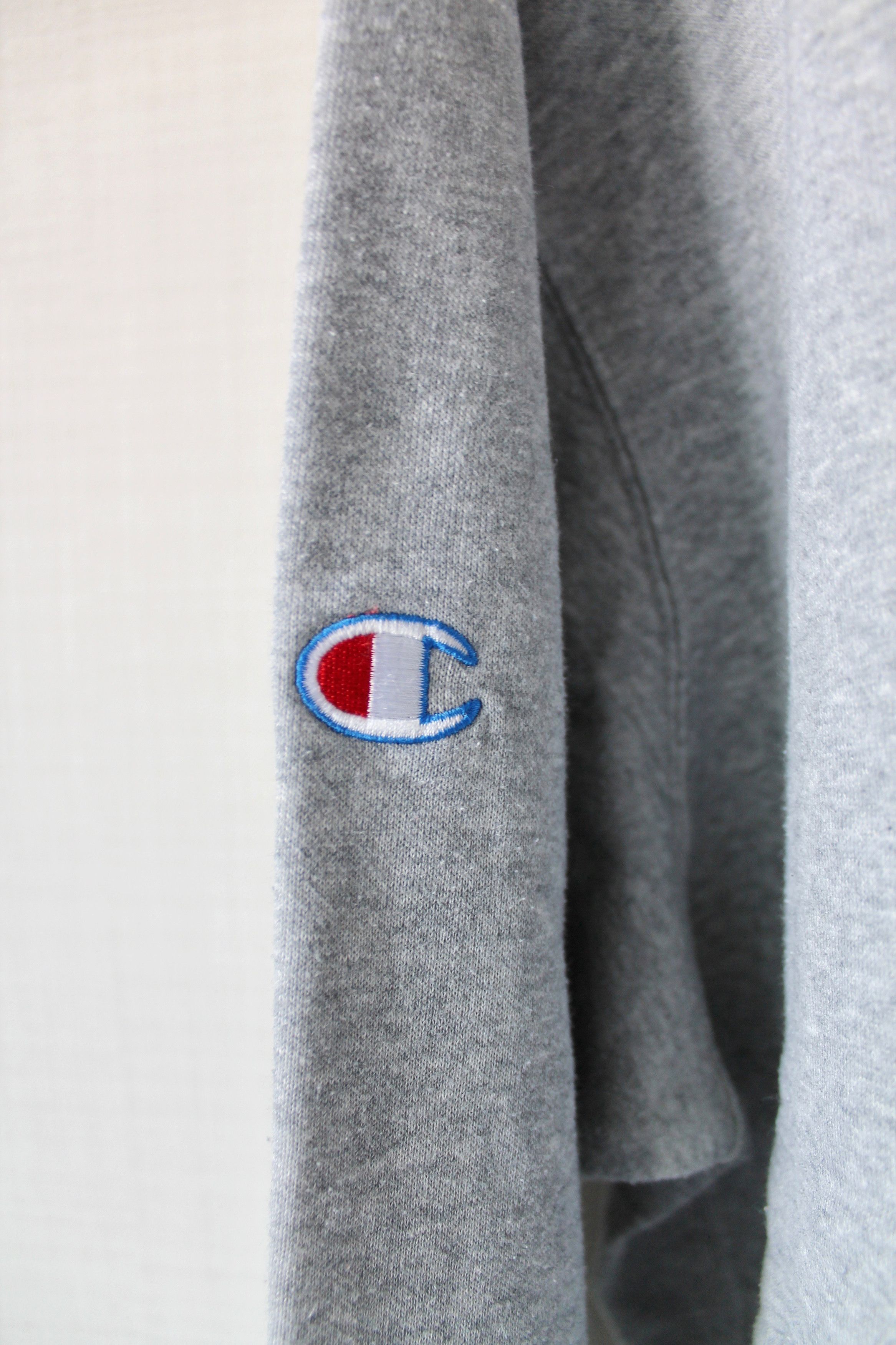 Champion Champion Sweatshirt Vintage Gray Spell out Size US XL / EU 56 / 4 - 12 Thumbnail