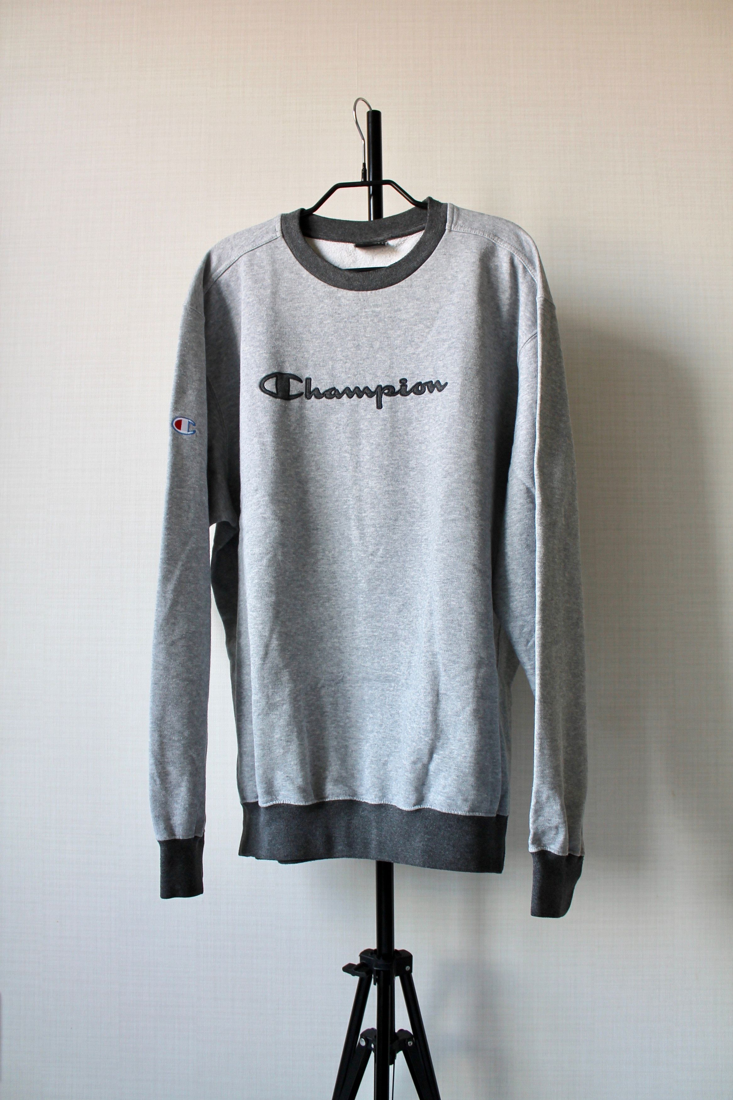 Champion Champion Sweatshirt Vintage Gray Spell out Size US XL / EU 56 / 4 - 1 Thumbnail