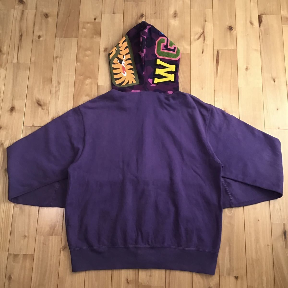 Bape 2007 Purple camo x Purple Shark full zip hoodie BAPE ape Size US M / EU 48-50 / 2 - 5 Thumbnail
