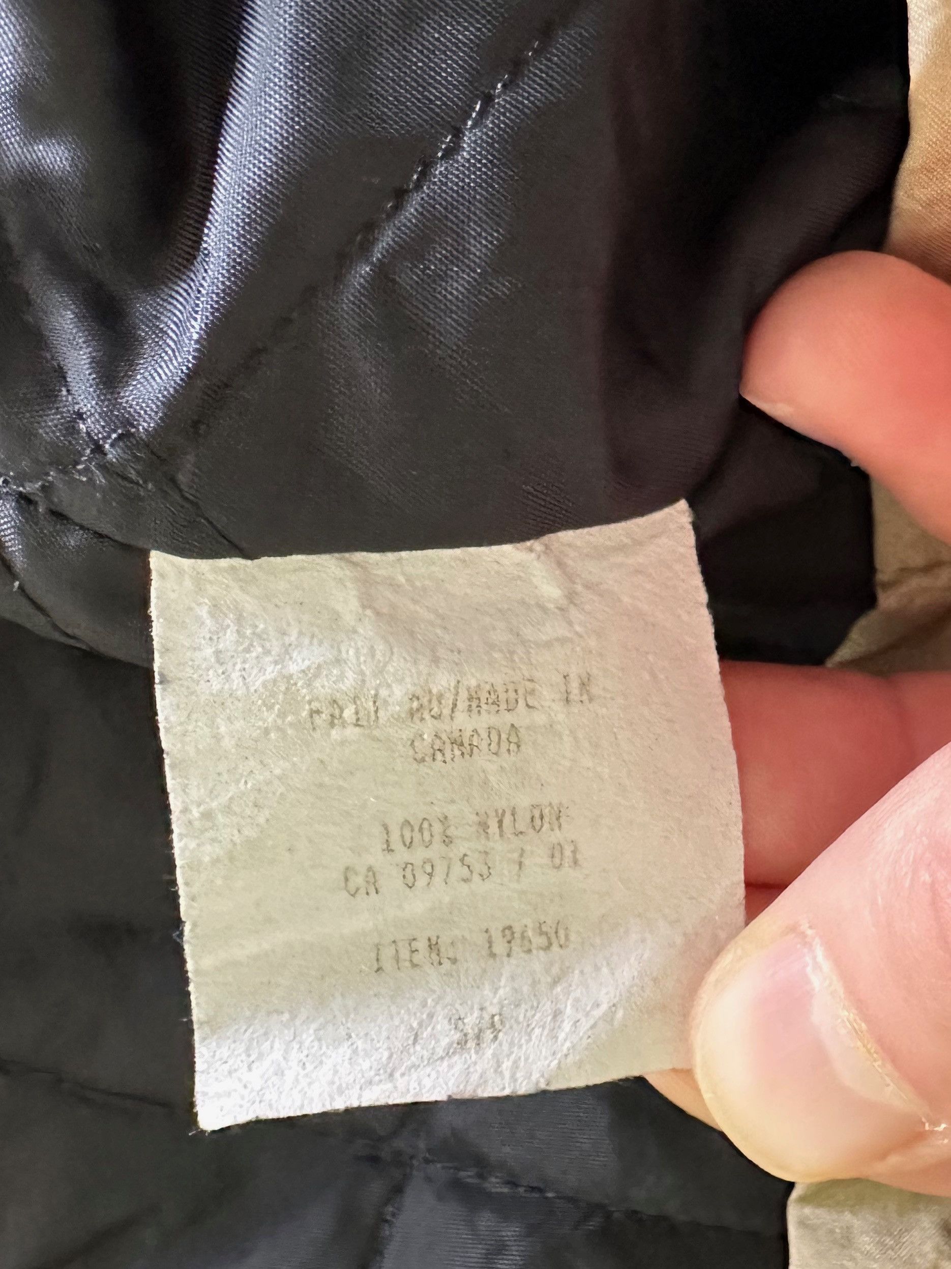 Vintage Tim Hortons by Stephan Caras Nylon padded gold jacket Size US S / EU 44-46 / 1 - 11 Thumbnail