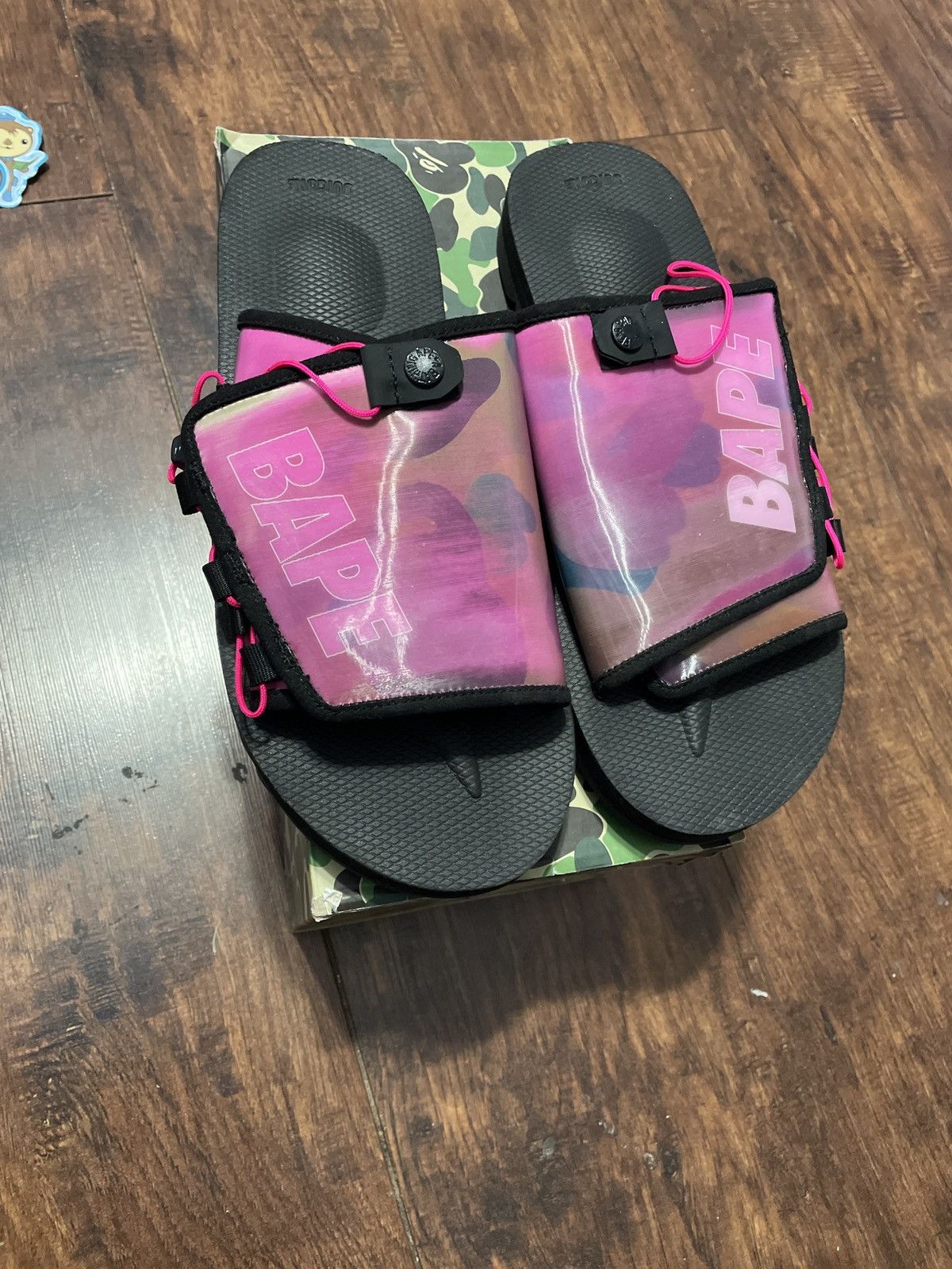 image of Bape x Suicoke Dao Slides Size 10 First Camo Hot Pink in Black, Men's