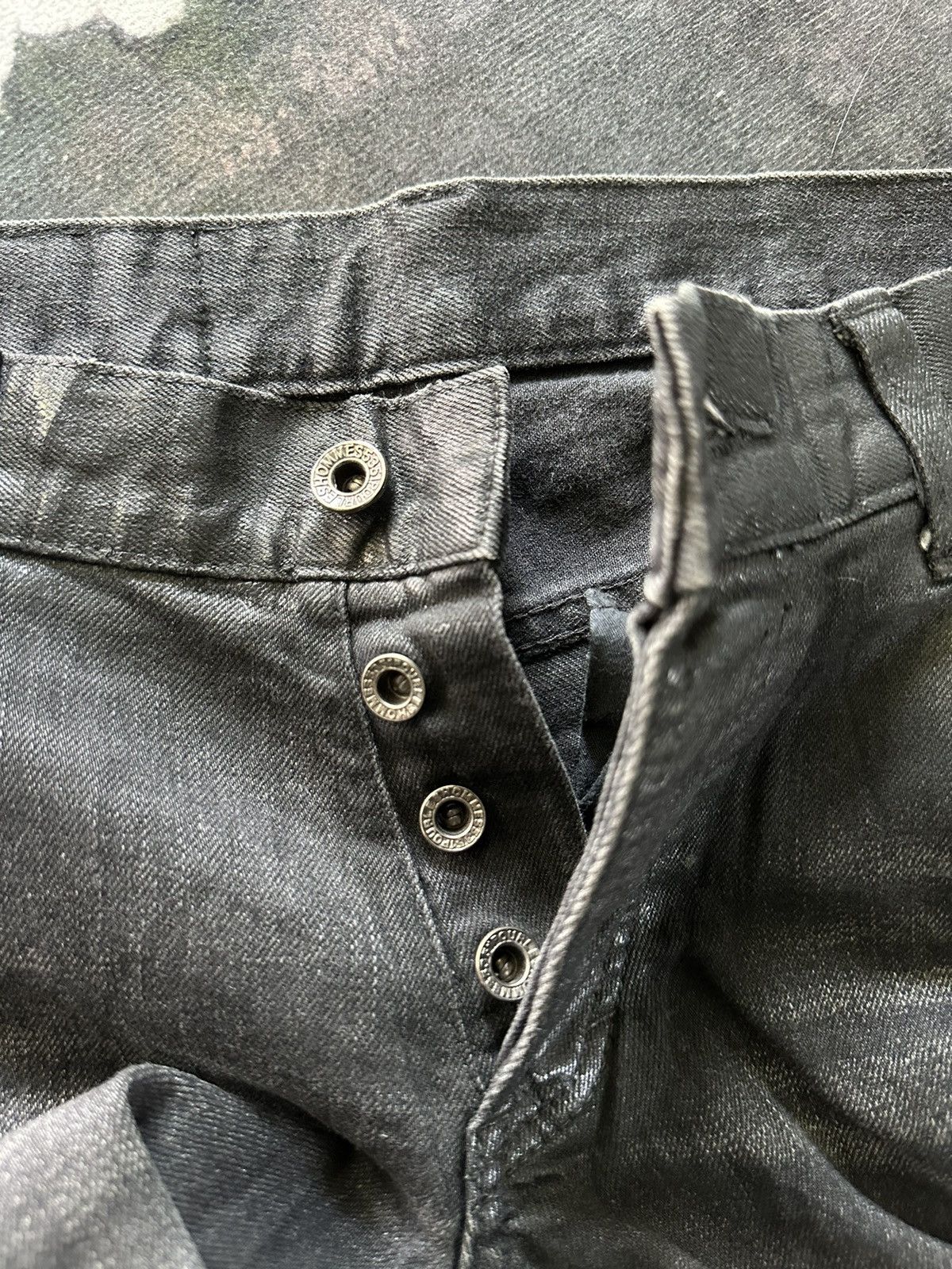 5351 POUR LES HOMMES SS2014 Pour Les Hommes waxed denim Size US 32 / EU 48 - 18 Thumbnail