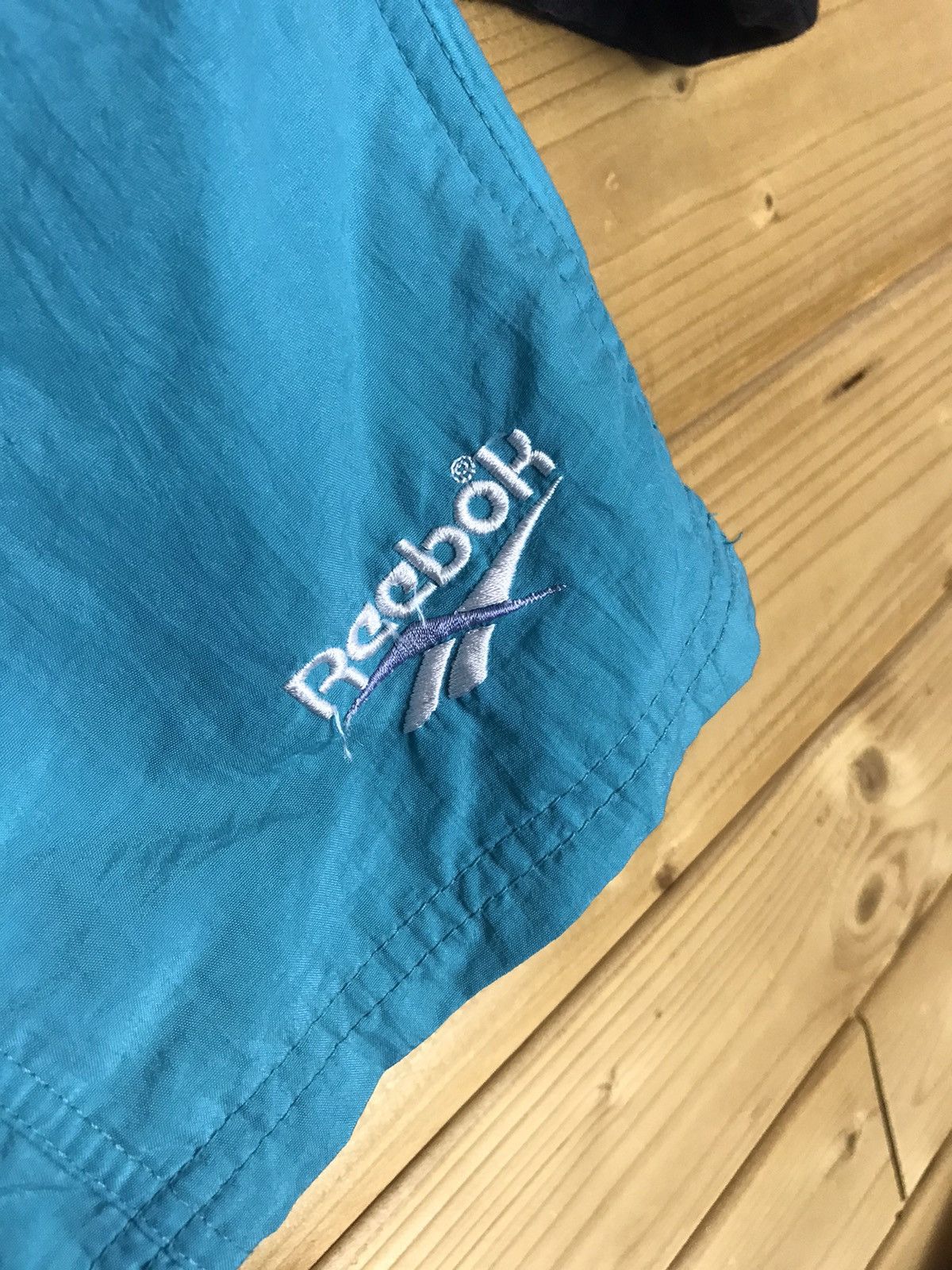 Reebok Vintage 90s Reebok nylon shorts Size US 34 / EU 50 - 3 Thumbnail