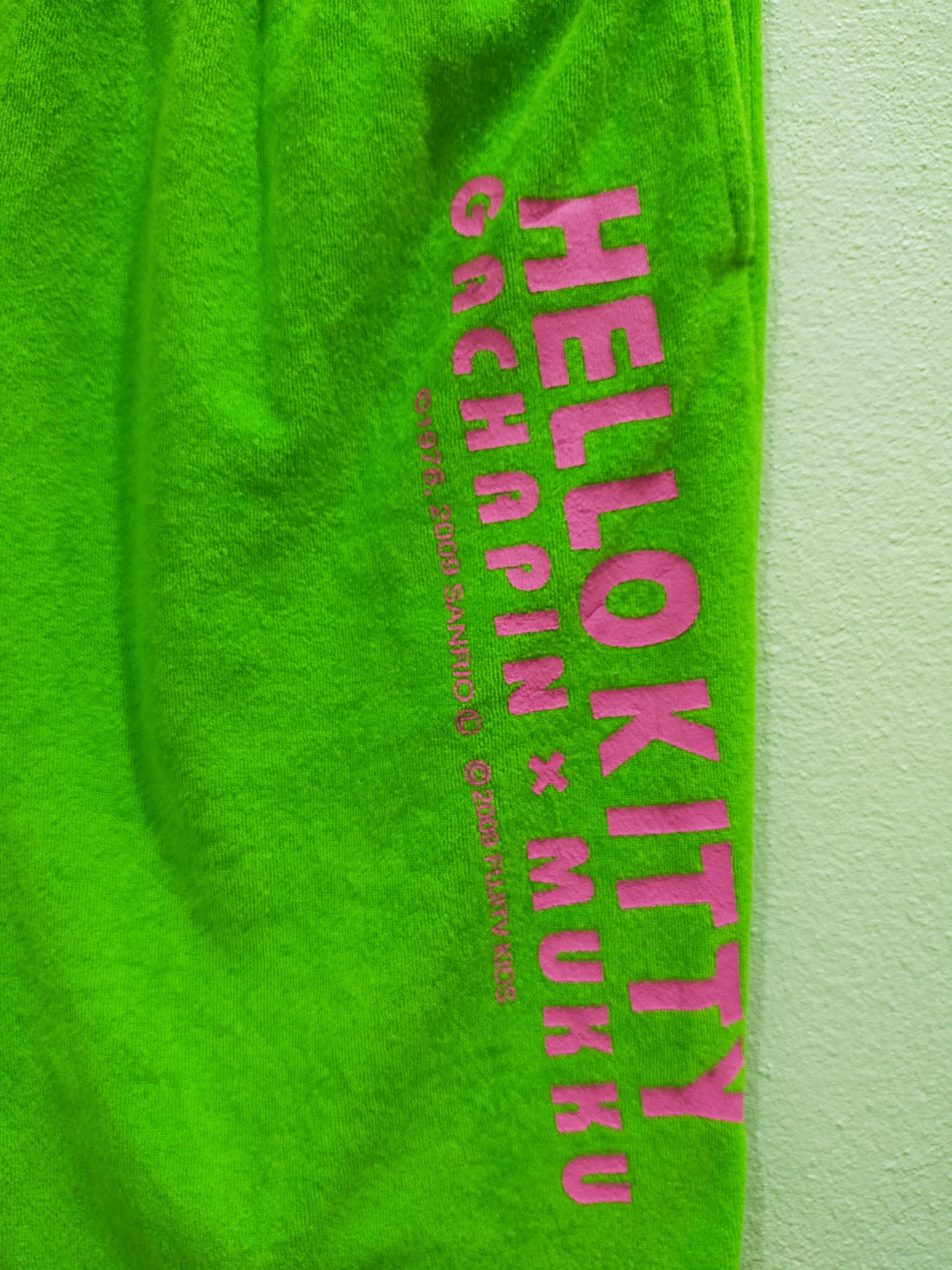 Japanese Brand Hello Kitty X Gachapin X Mukku Fujitv Short Pant Size US 30 / EU 46 - 4 Thumbnail