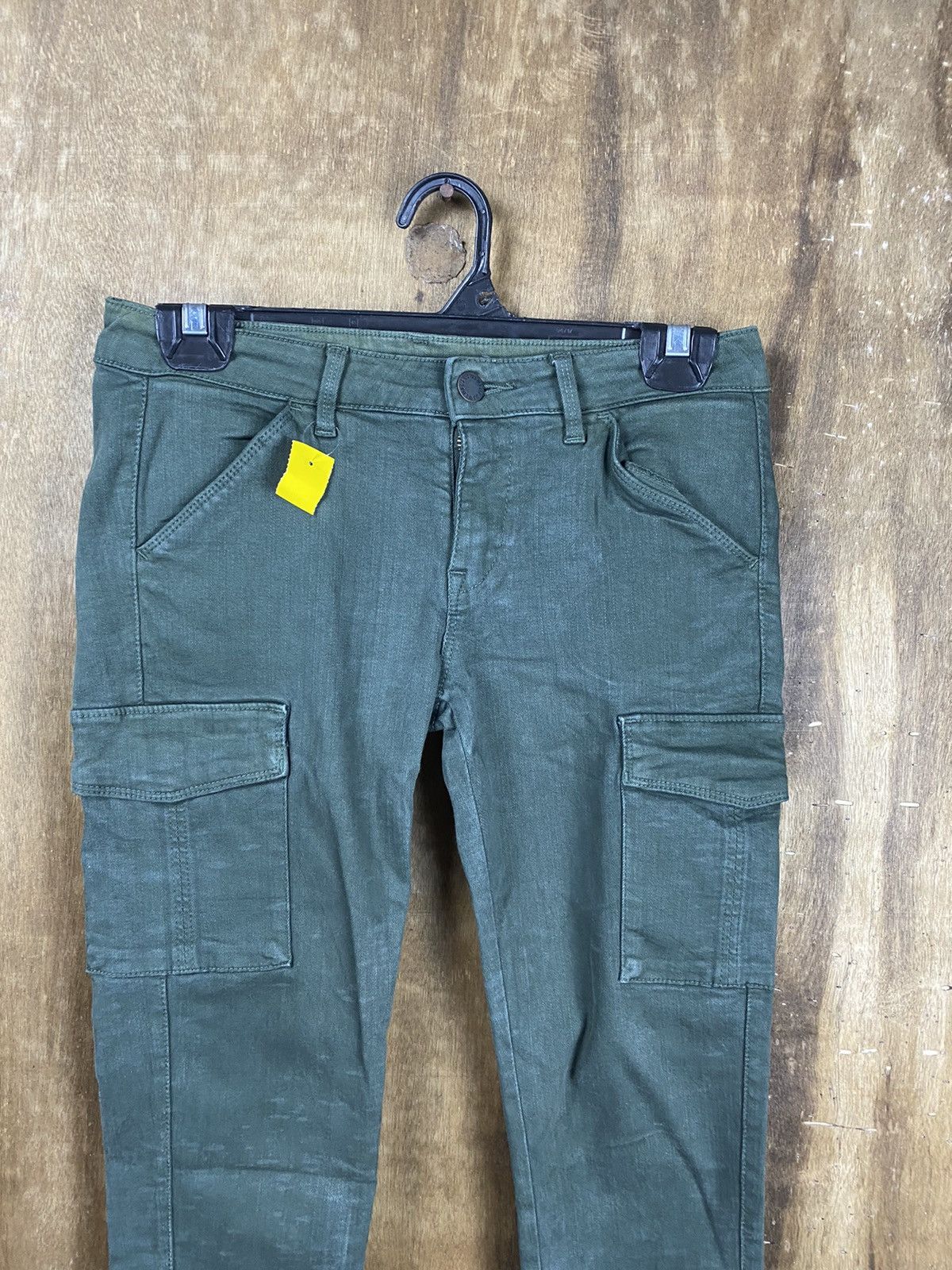 Uniqlo DLL Uniqlo skinny multi pocket tactical Cargo Pants #2612 Size 24" / US 00 / IT 34 - 2 Thumbnail