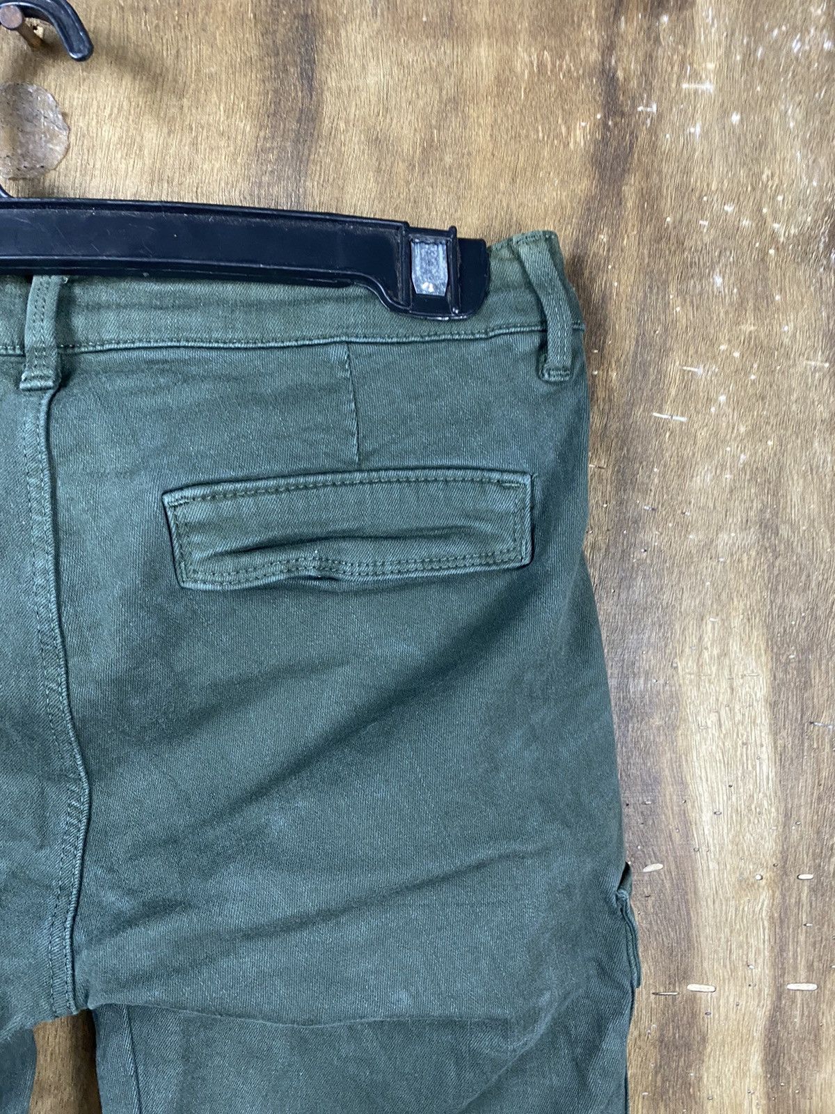 Uniqlo DLL Uniqlo skinny multi pocket tactical Cargo Pants #2612 Size 24" / US 00 / IT 34 - 14 Thumbnail