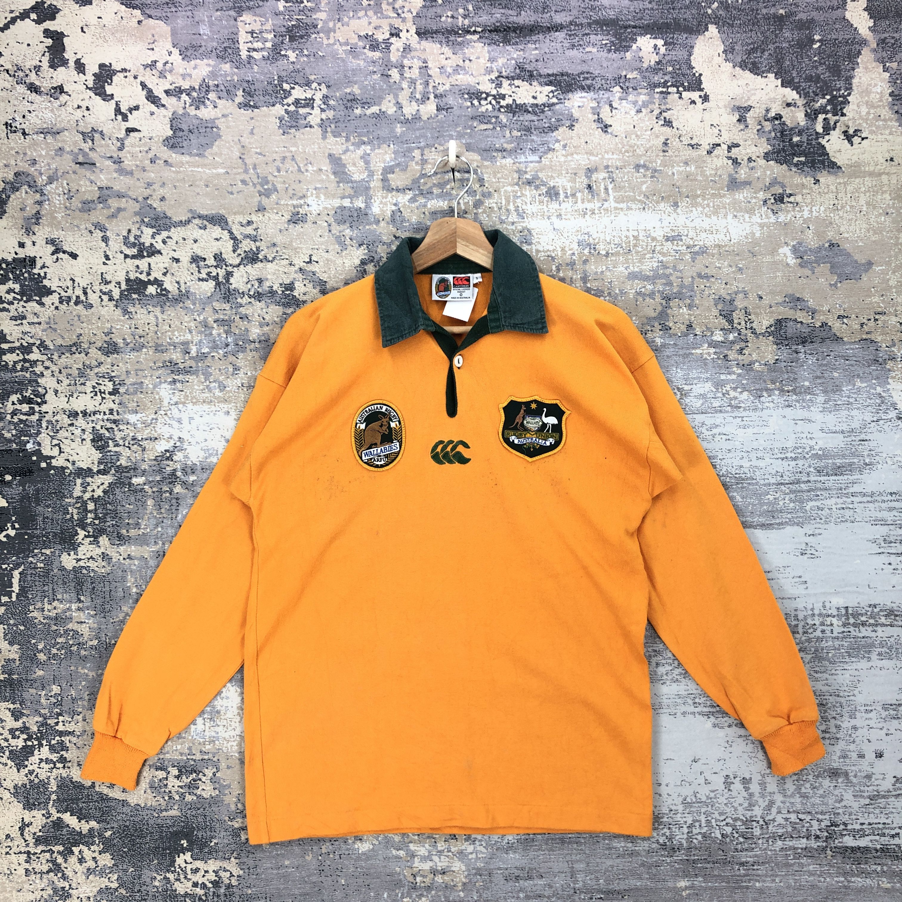 Canterbury of New Zealand × Vintage Canterbury T Shirt Wallabies Rugby Union Australia Tees Size US S / EU 44-46 / 1 - 1 Thumbnail