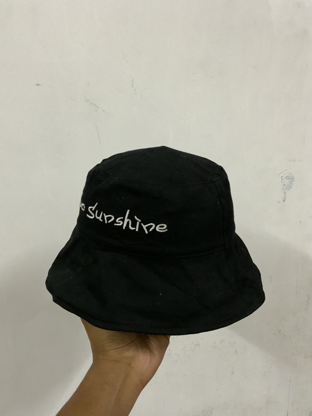 Japanese Brand Vvo Sunshine Spellout Bucket Hat Size ONE SIZE - 2 Thumbnail
