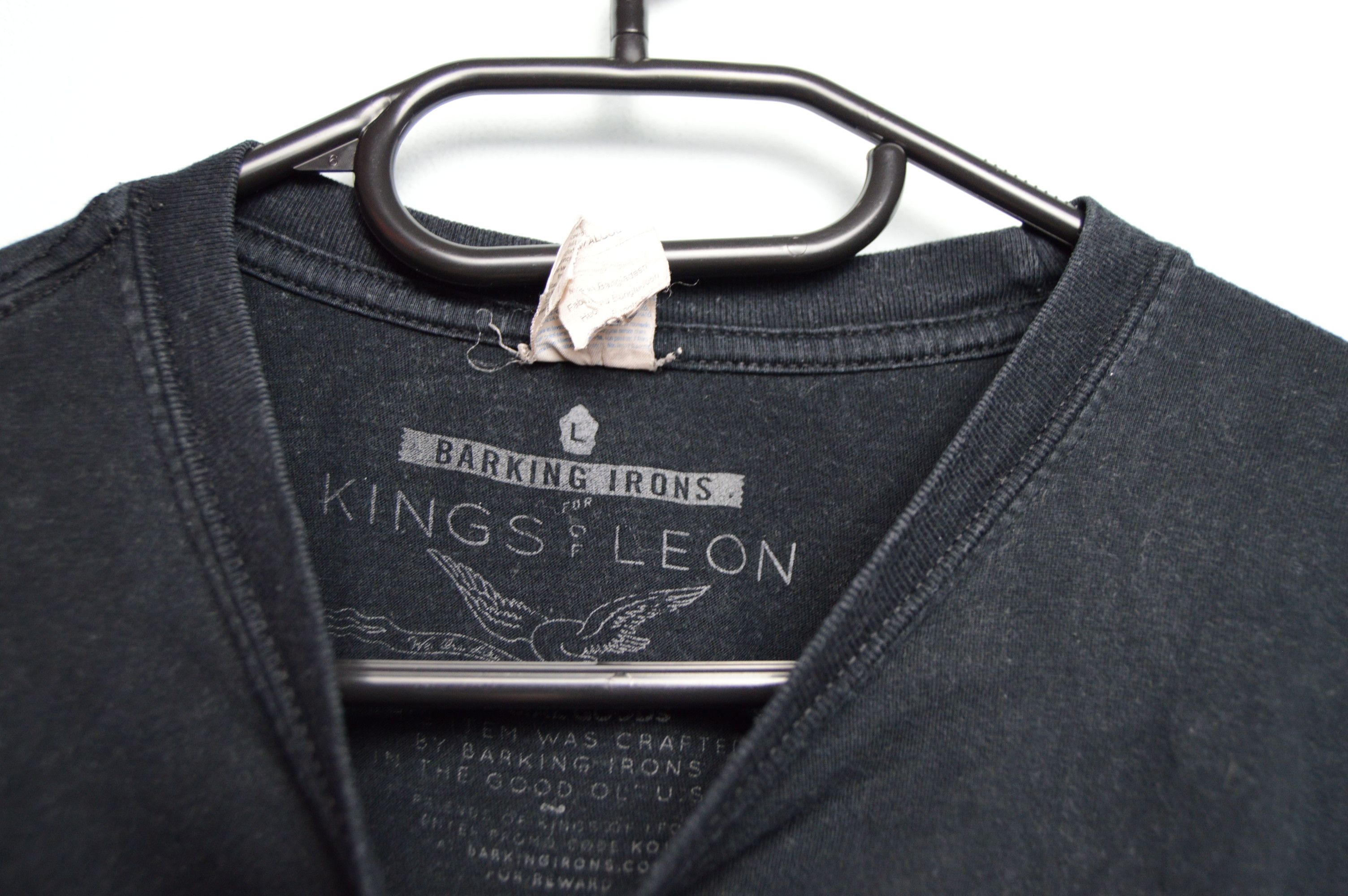 Band Tees kings of leon vintage tee Size US M / EU 48-50 / 2 - 5 Thumbnail