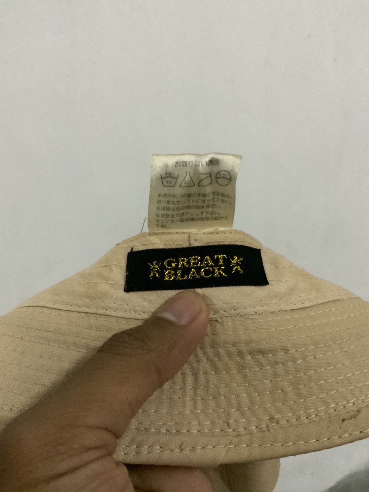 Japanese Brand Great Black Small Tag Bucket Hat Size ONE SIZE - 11 Thumbnail