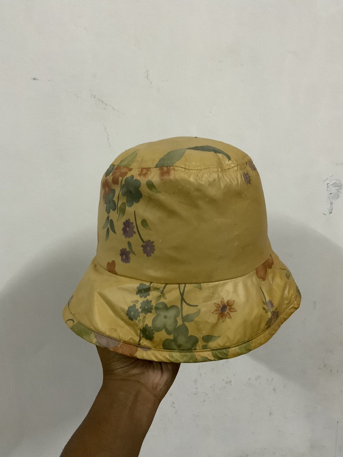 Vintage Vintage Flower Art Printed Reversible Bucket Hat Size ONE SIZE - 1 Thumbnail