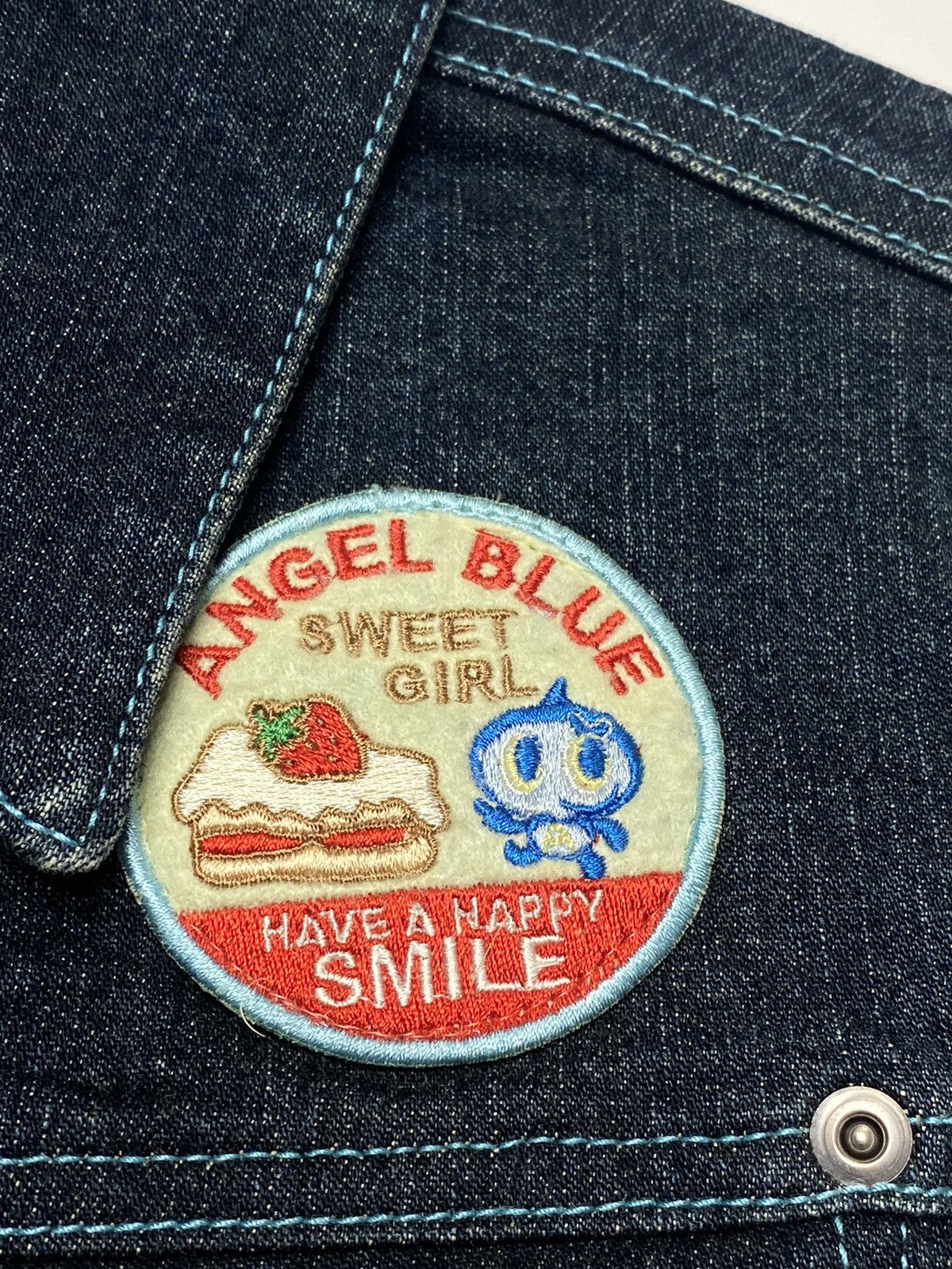 Angel Blue 2000s Angel Blue - Multi Patch Denim Jacket Size M / US 6-8 / IT 42-44 - 9 Thumbnail