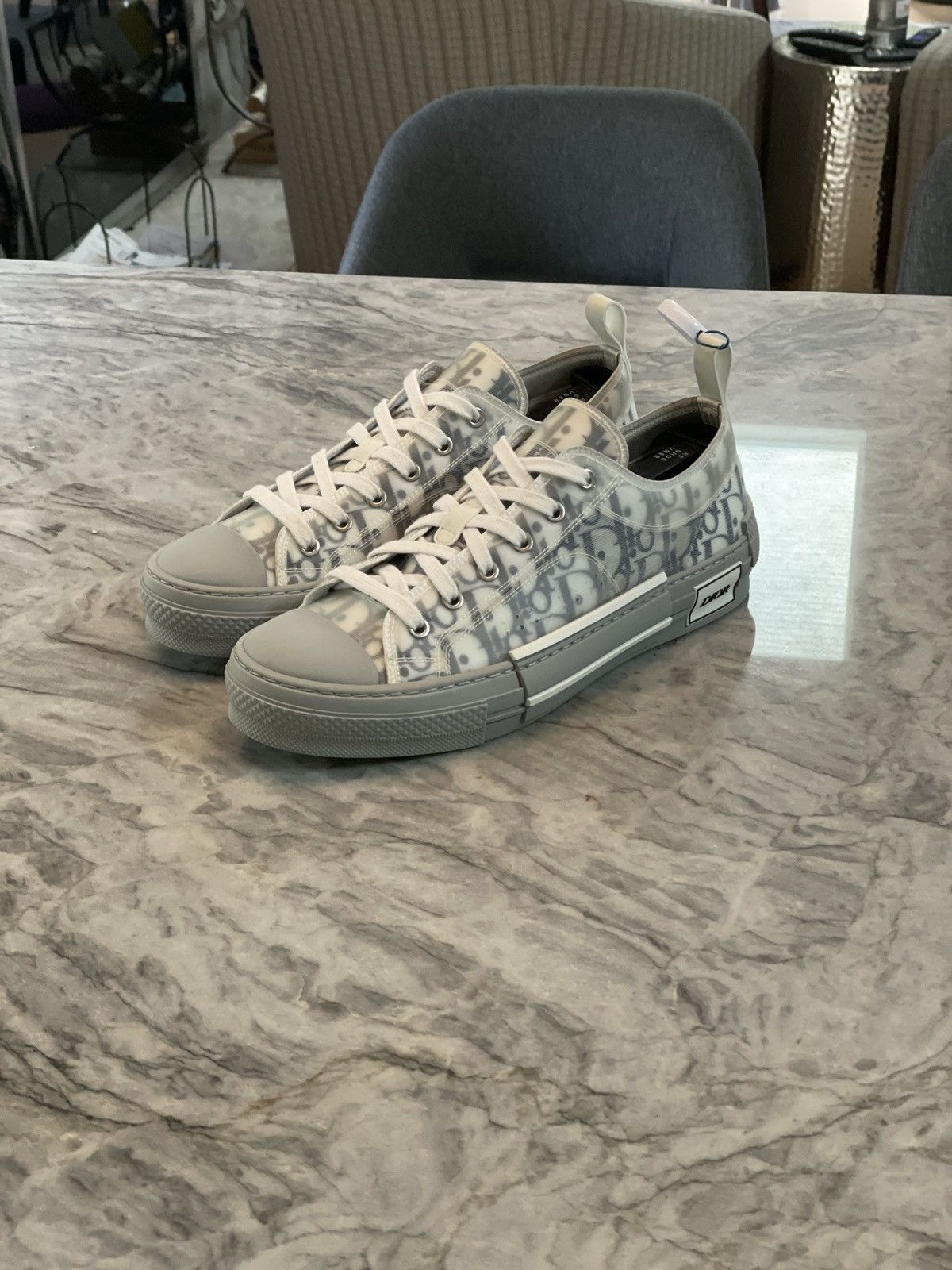 dior b23 on sale