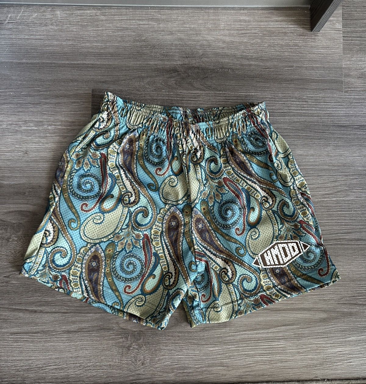 Other HMDD Medium Paisley Rug Shorts Size US 31 - 1 Thumbnail