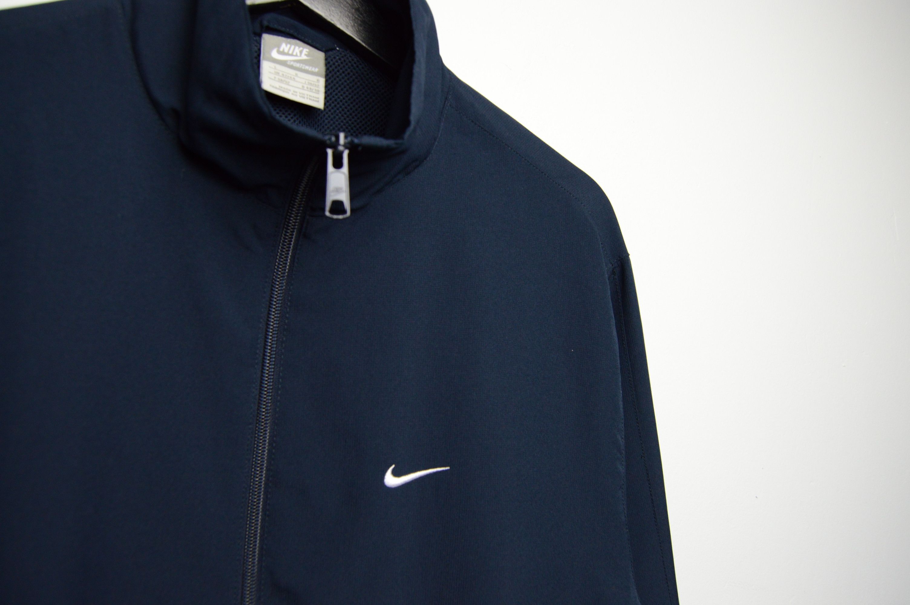 Nike nike y2k swoosh jacket Size US L / EU 52-54 / 3 - 7 Thumbnail