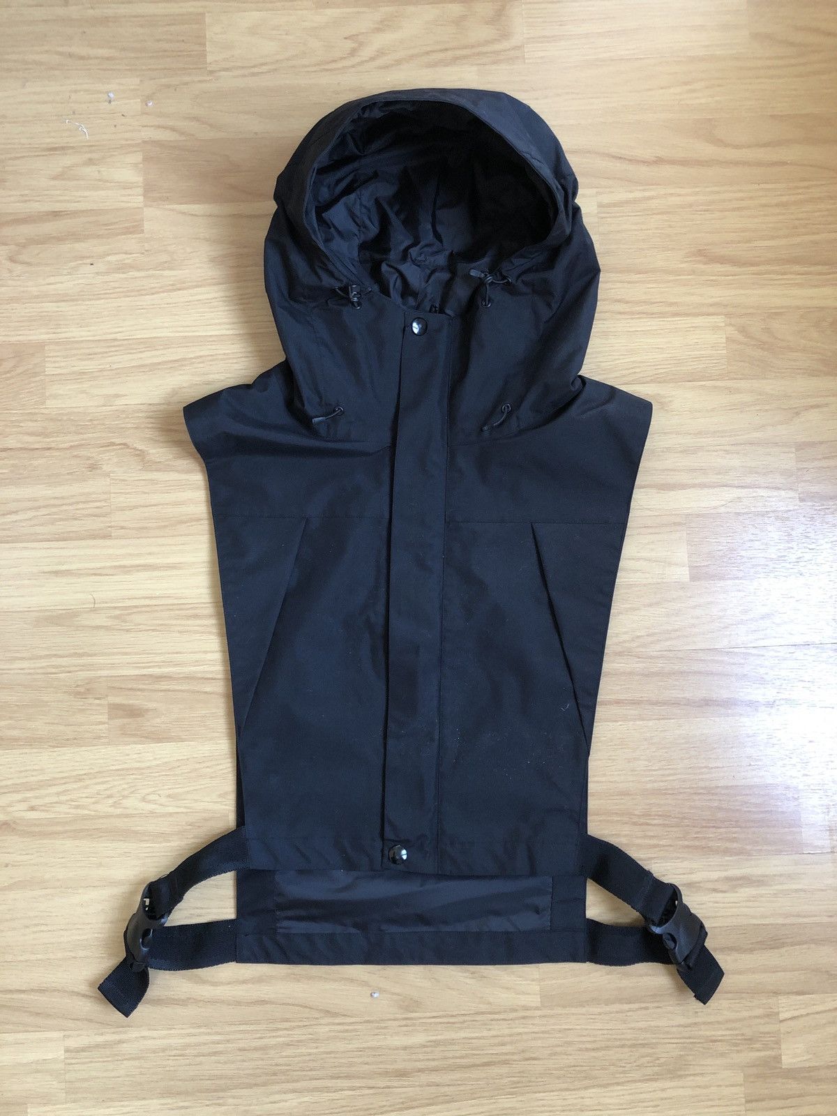 Facetasm Facetasm hooded vest Size US M / EU 48-50 / 2 - 1 Thumbnail