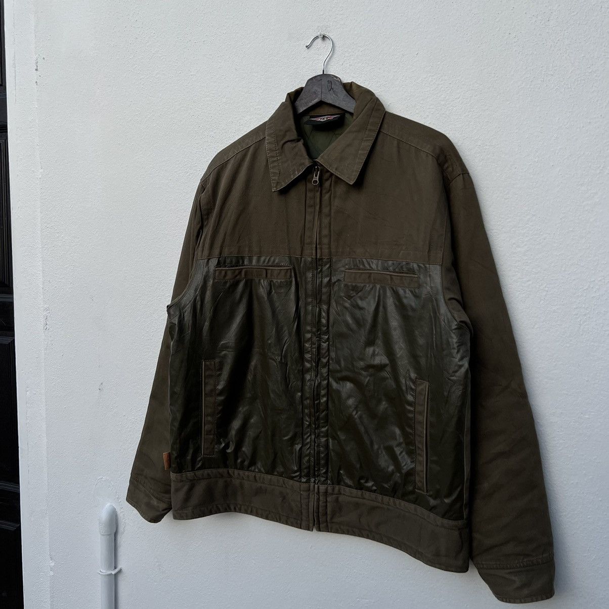 Japanese Brand VINTAGE BEAR SURVIVAL JACKET LEATHER MULTI POCKET Size US M / EU 48-50 / 2 - 2 Thumbnail