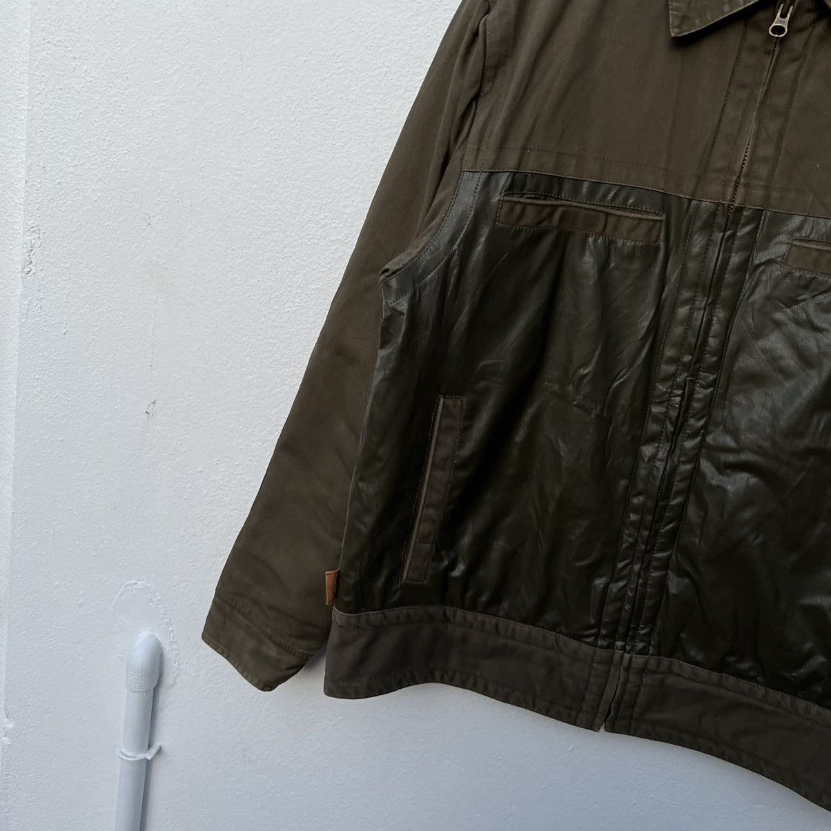 Japanese Brand VINTAGE BEAR SURVIVAL JACKET LEATHER MULTI POCKET Size US M / EU 48-50 / 2 - 4 Thumbnail