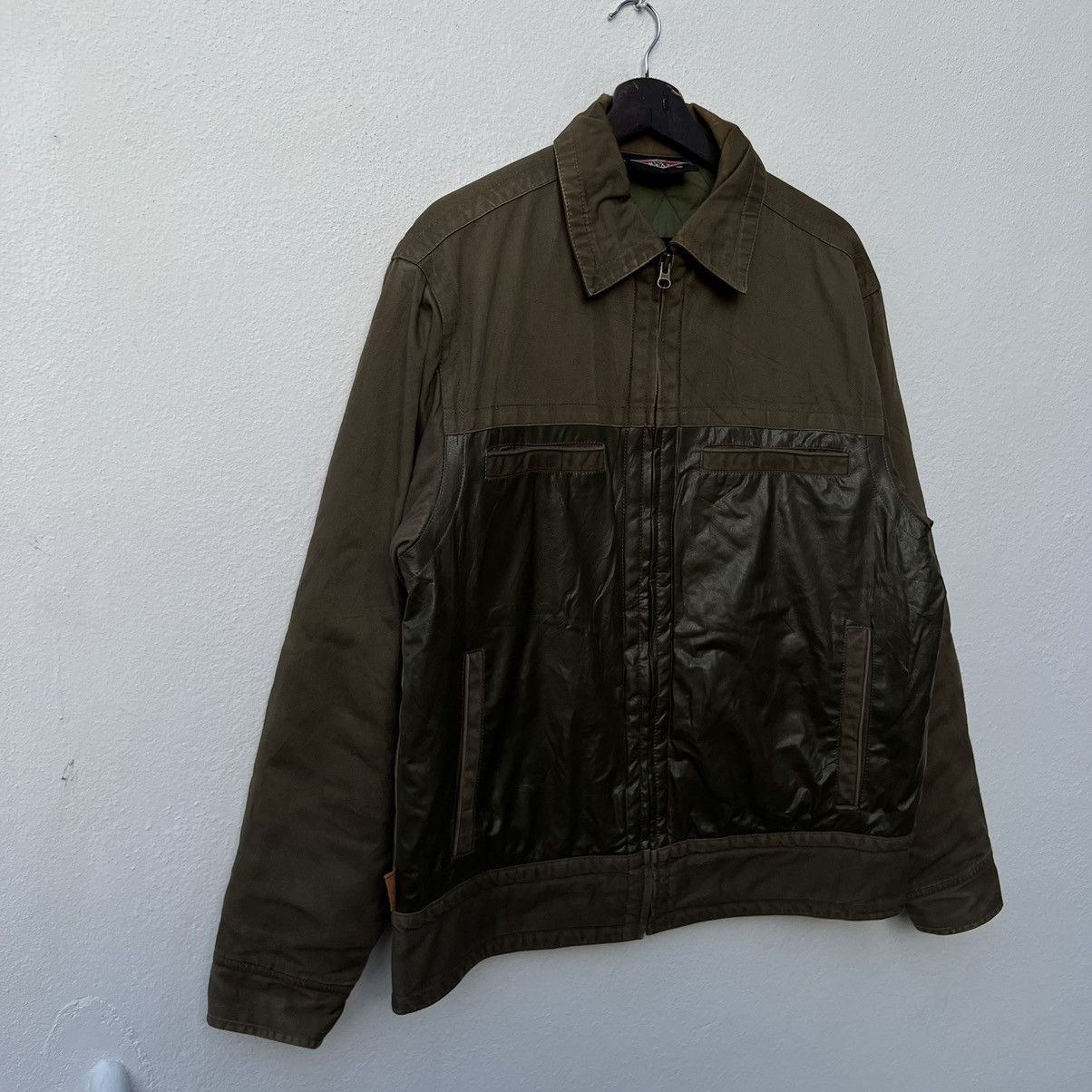 Japanese Brand VINTAGE BEAR SURVIVAL JACKET LEATHER MULTI POCKET Size US M / EU 48-50 / 2 - 5 Thumbnail