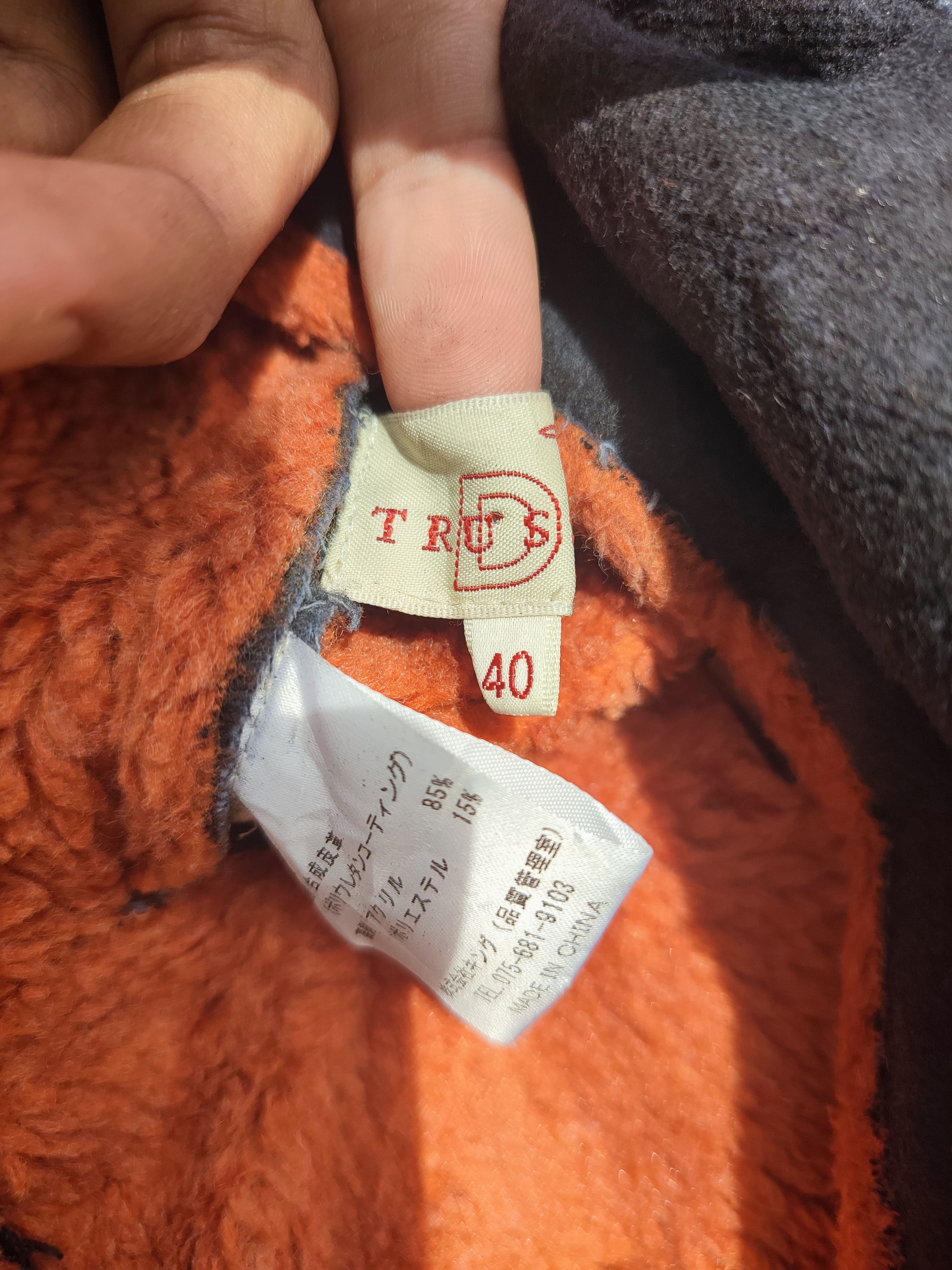 Trussardi Vintage Trussardi Faux Shearling Jacket – Orange Trim Size XS / US 0-2 / IT 36-38 - 7 Thumbnail
