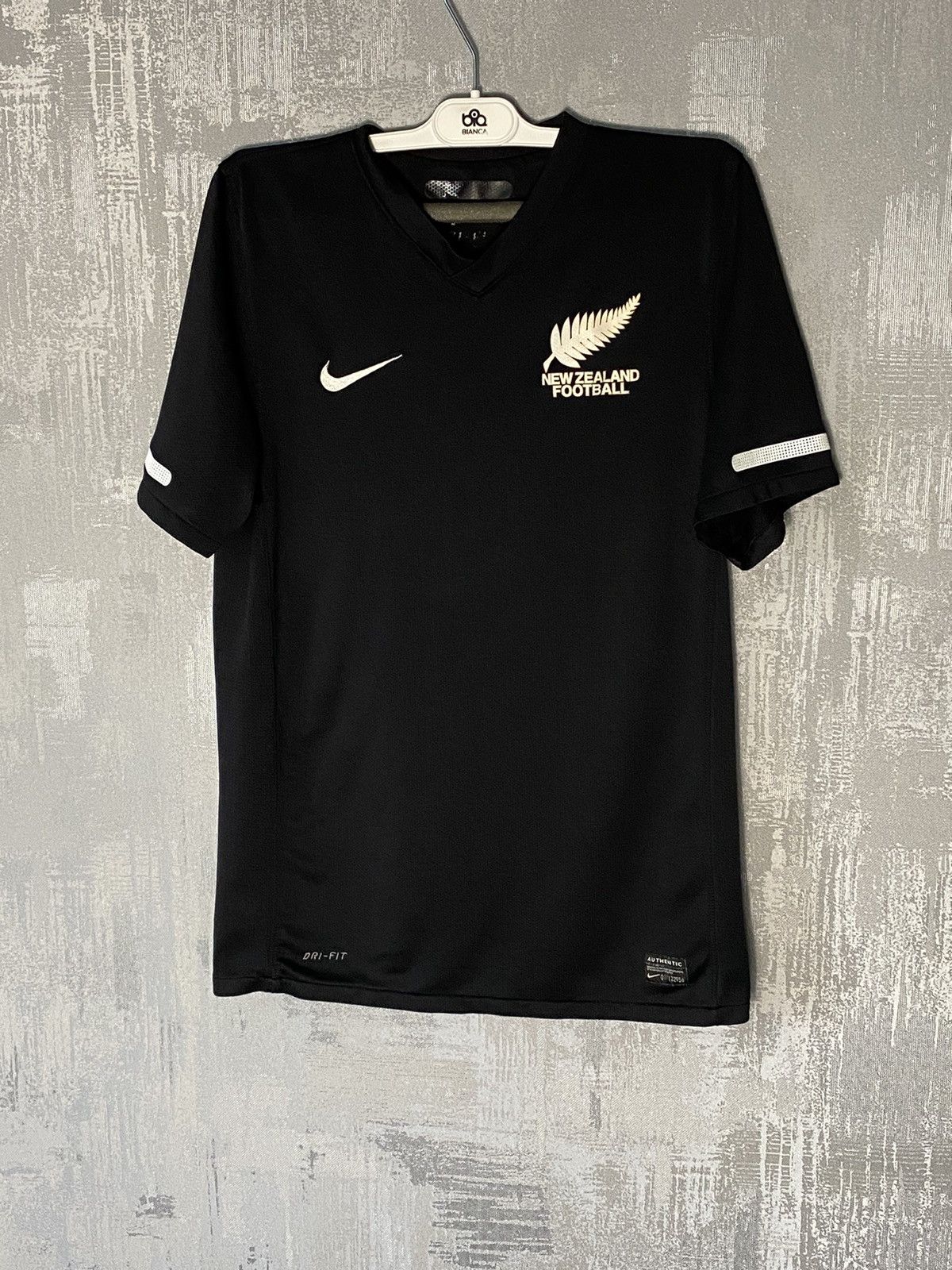 Nike 2010 2012 Vintage New Zealand Nike Soccer Jersey Size US S / EU 44-46 / 1 - 1 Thumbnail