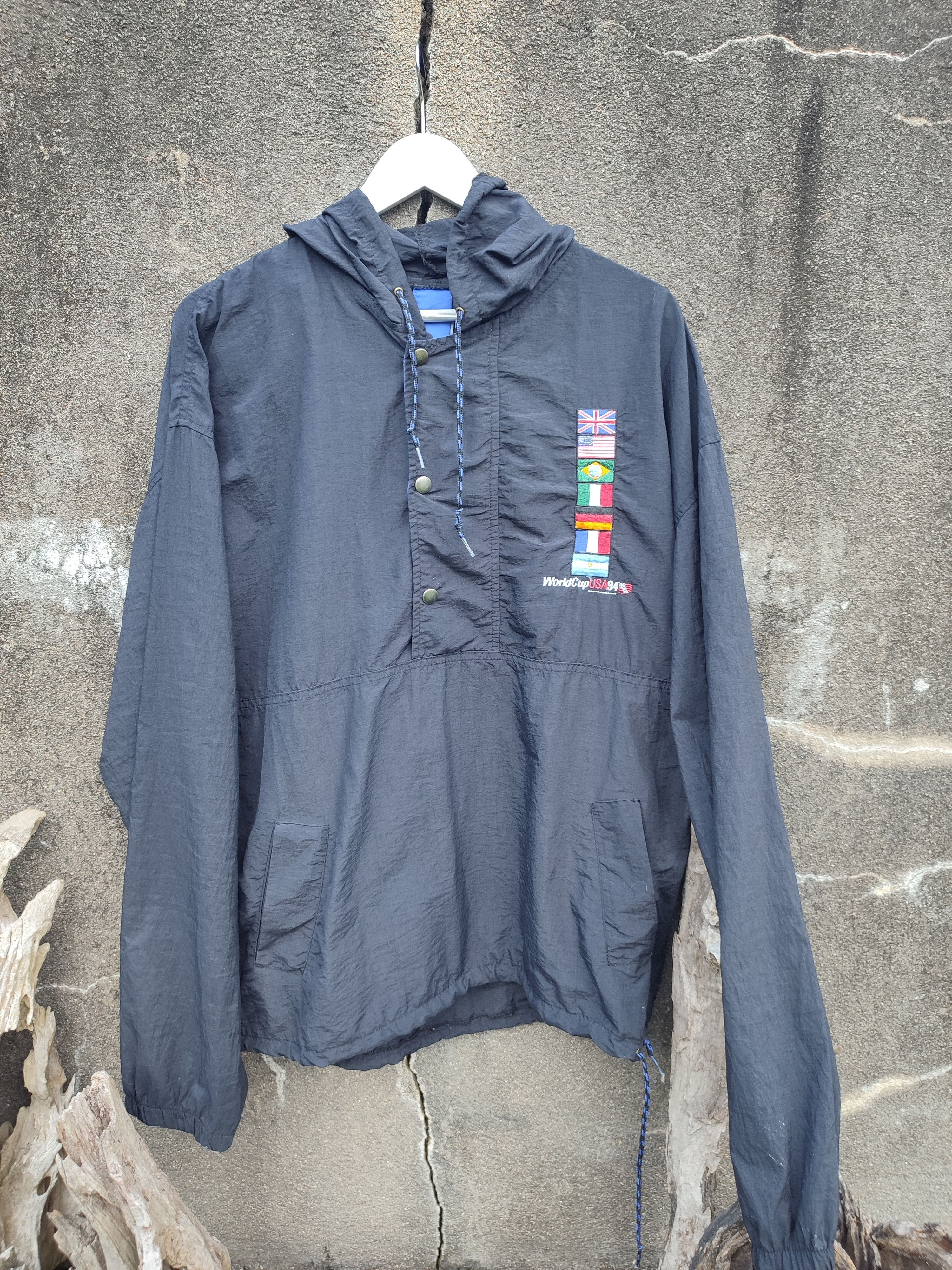 Vintage Vintage USA ’94 World Cup Windbreaker by The Game (Medium) Size US L / EU 52-54 / 3 - 1 Thumbnail