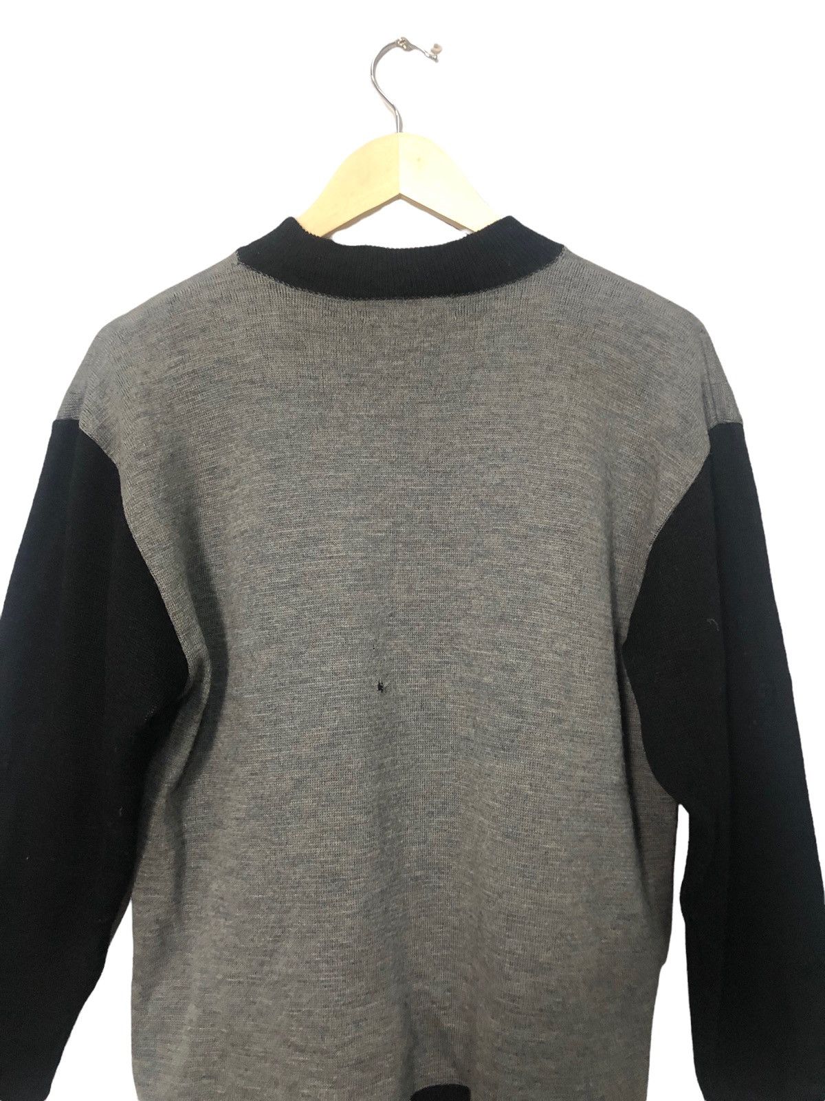 Andreluciano Vintage Andreluciano Embroidery Big Logo Knitwear Sweater Size US M / EU 48-50 / 2 - 9 Thumbnail